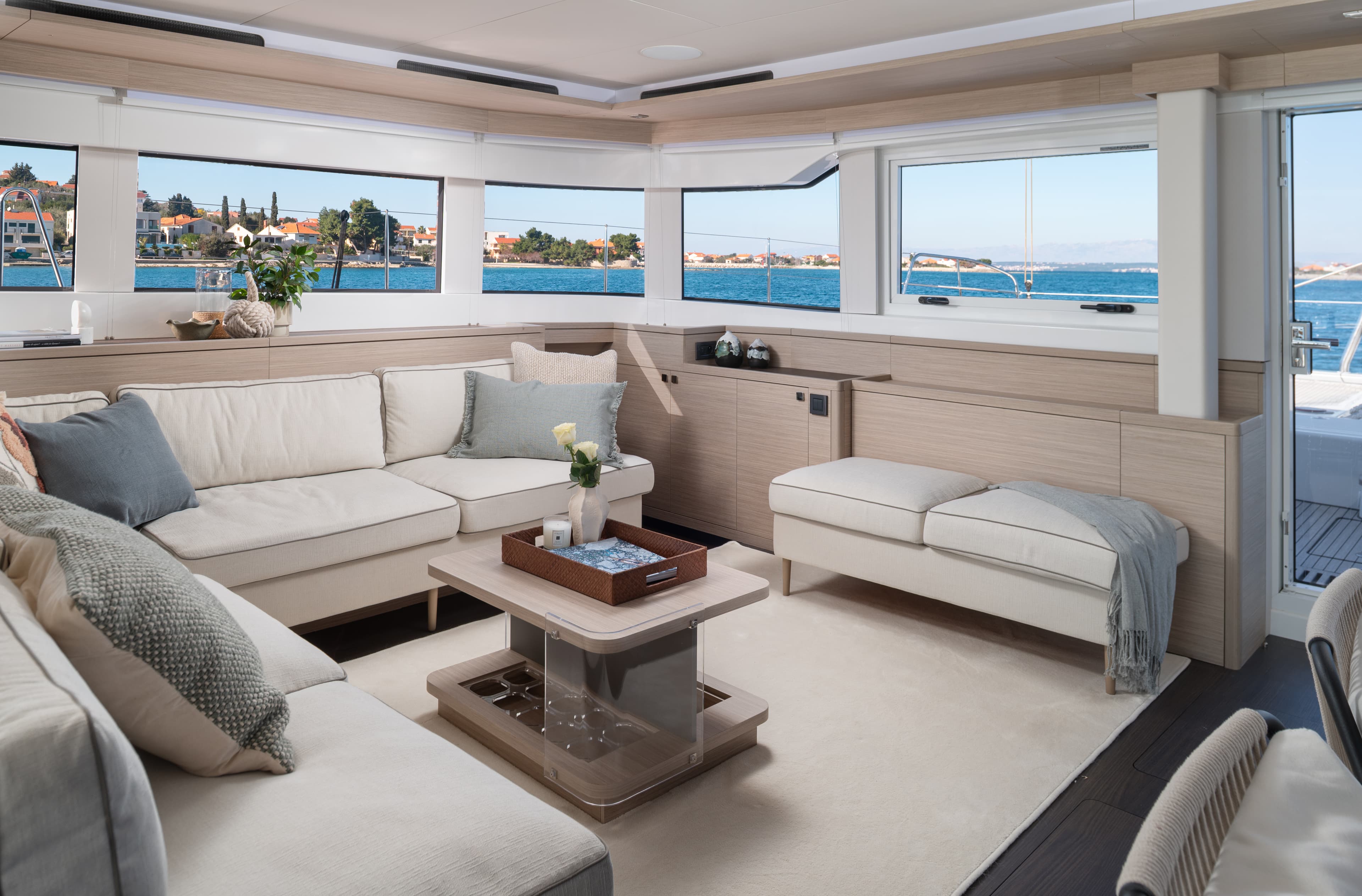 Lagoon 60 - photo 44