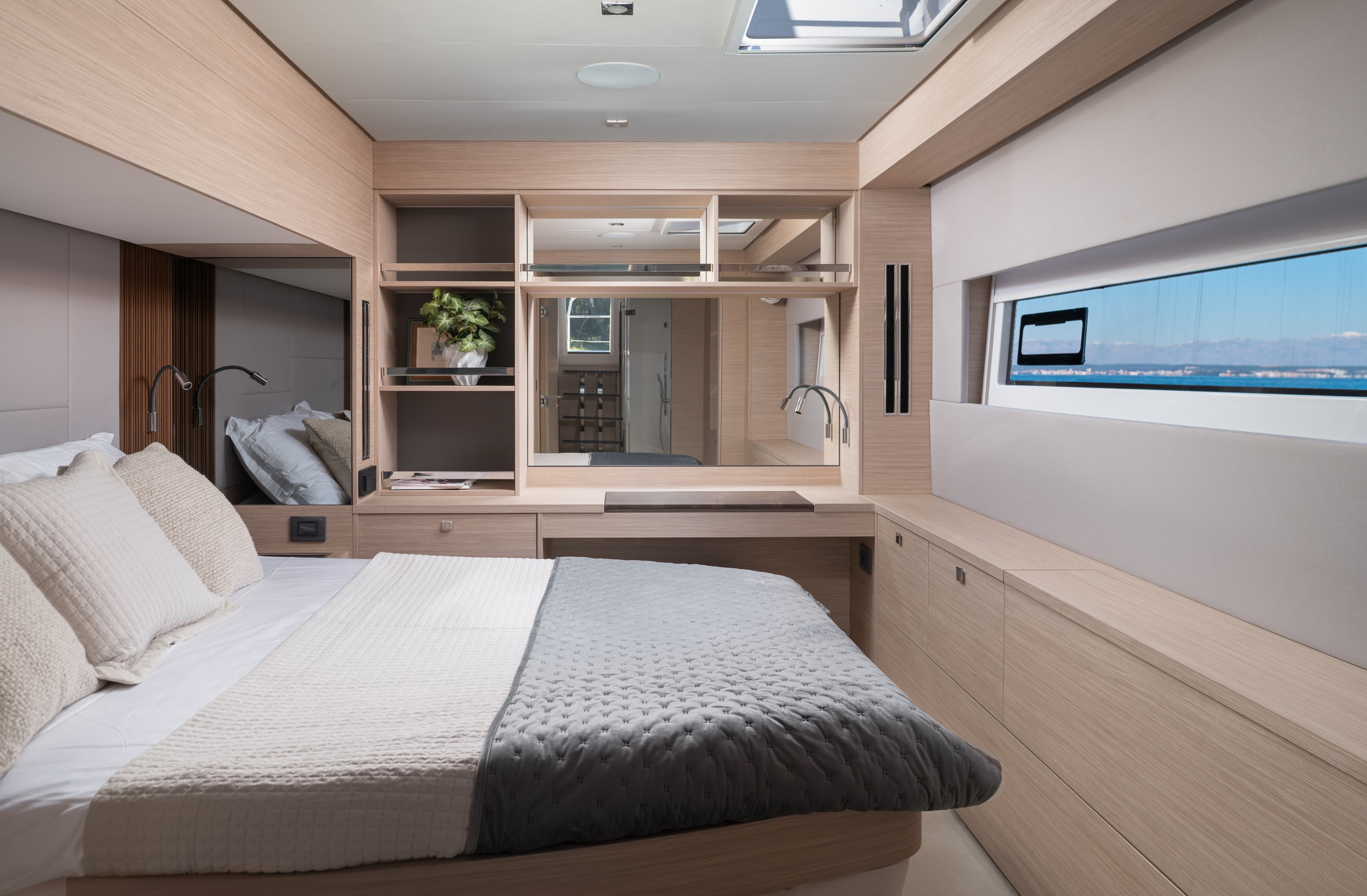 Lagoon 60 - photo 17