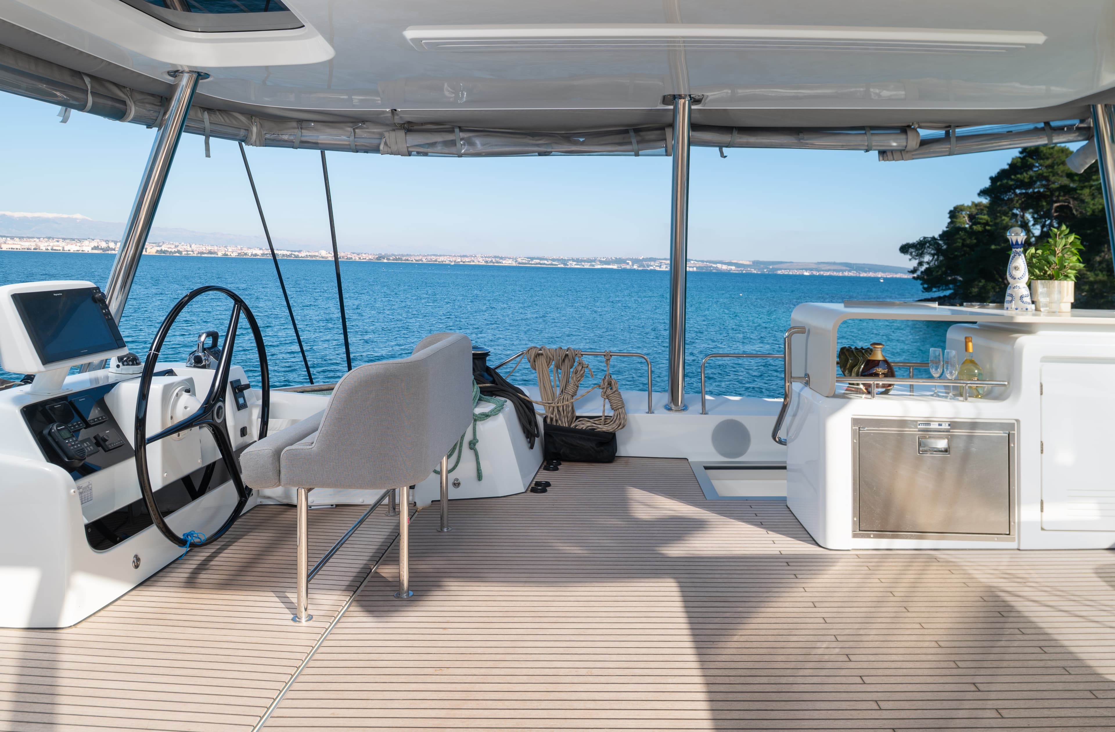 Lagoon 60 - photo 36