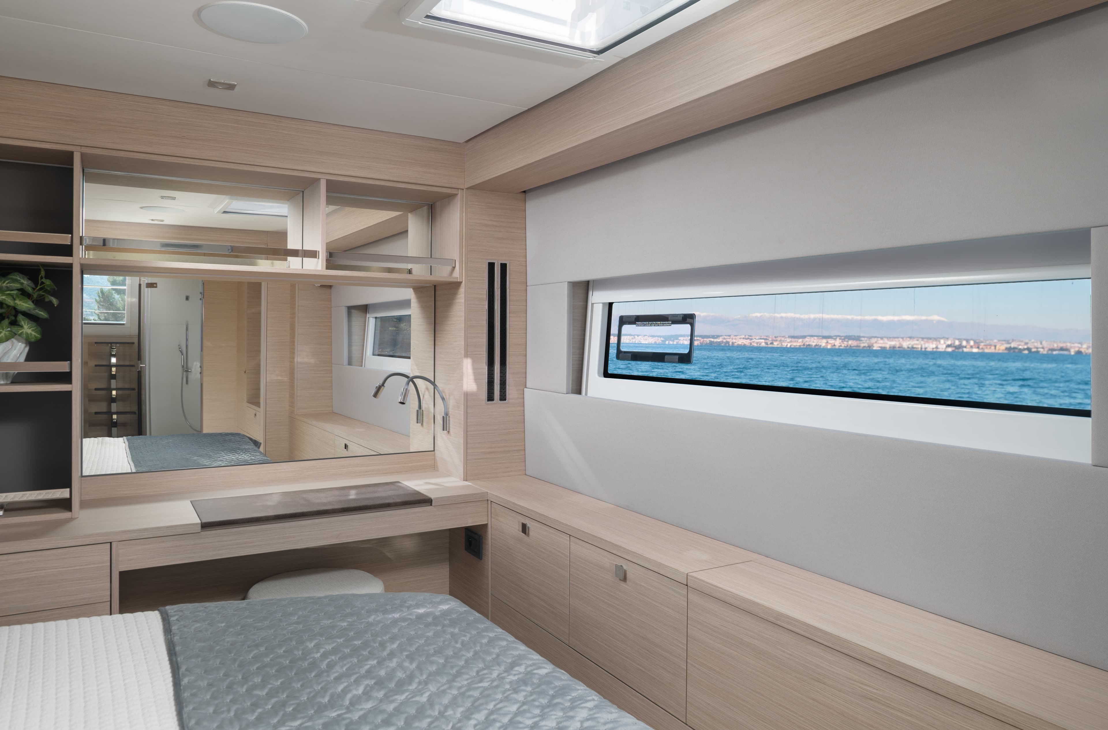 Lagoon 60 - photo 42