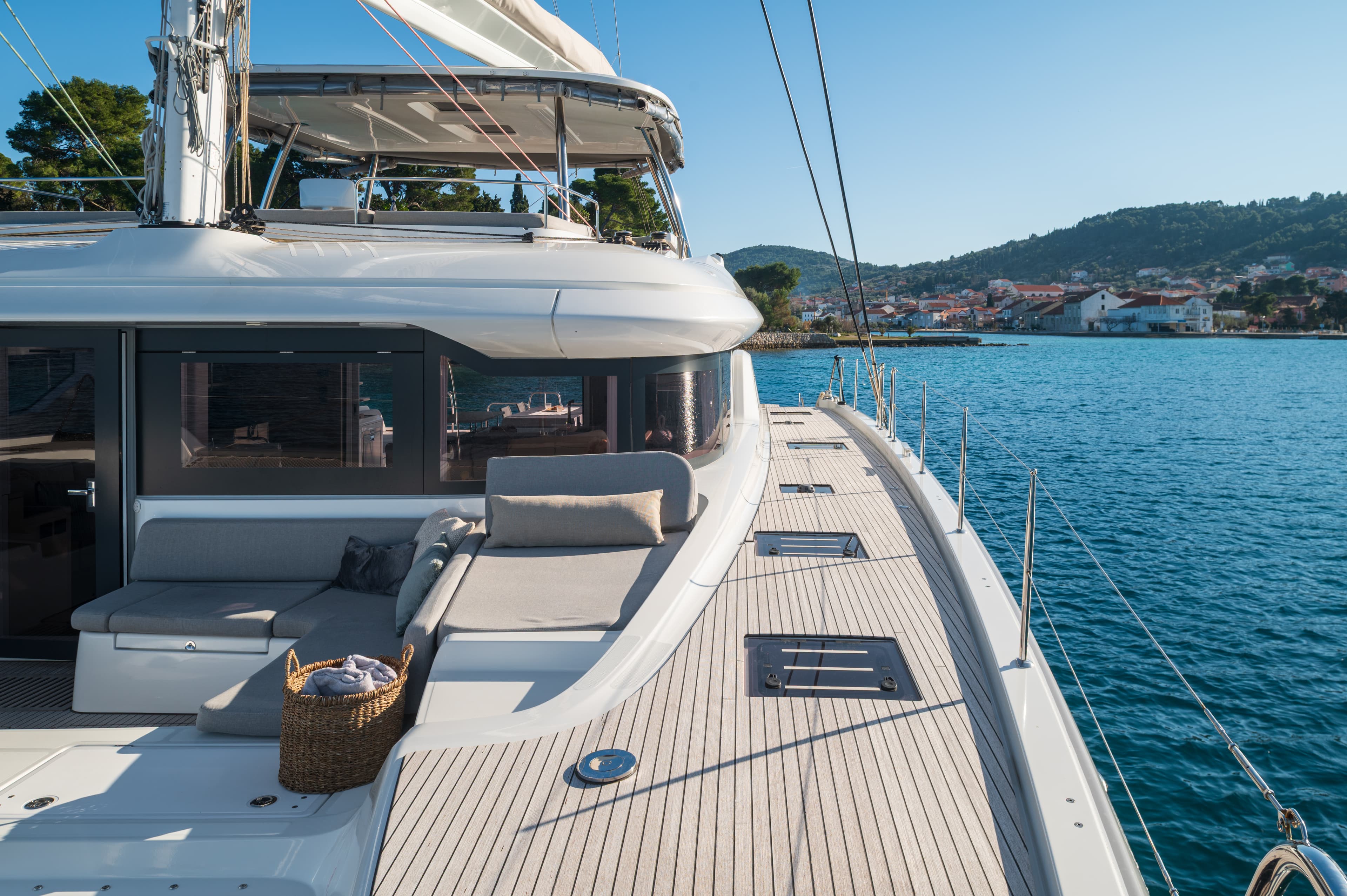 Lagoon 60 - photo 30