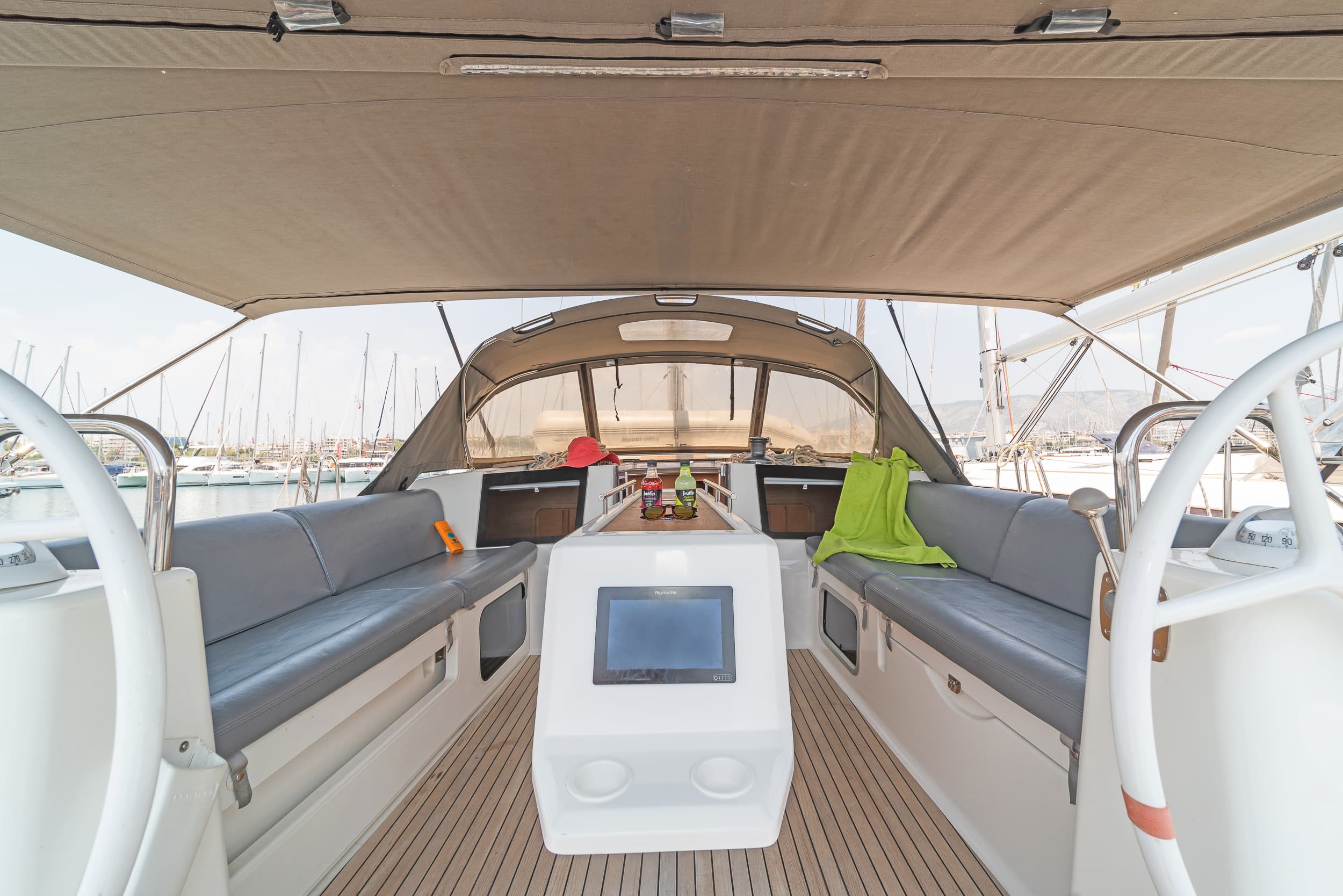 Dufour 460 Grand Large - photo 11