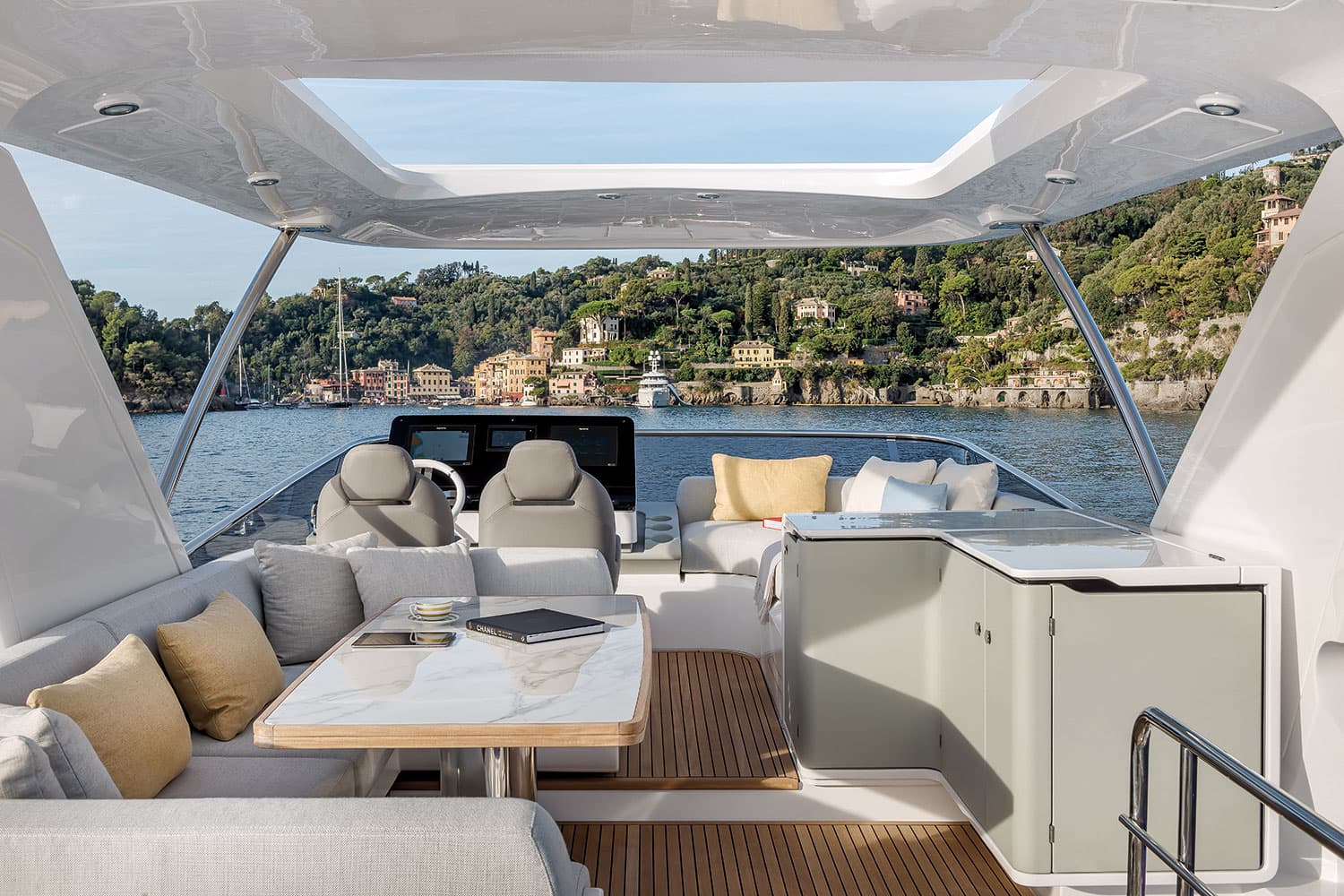 Azimut 60 - photo 19
