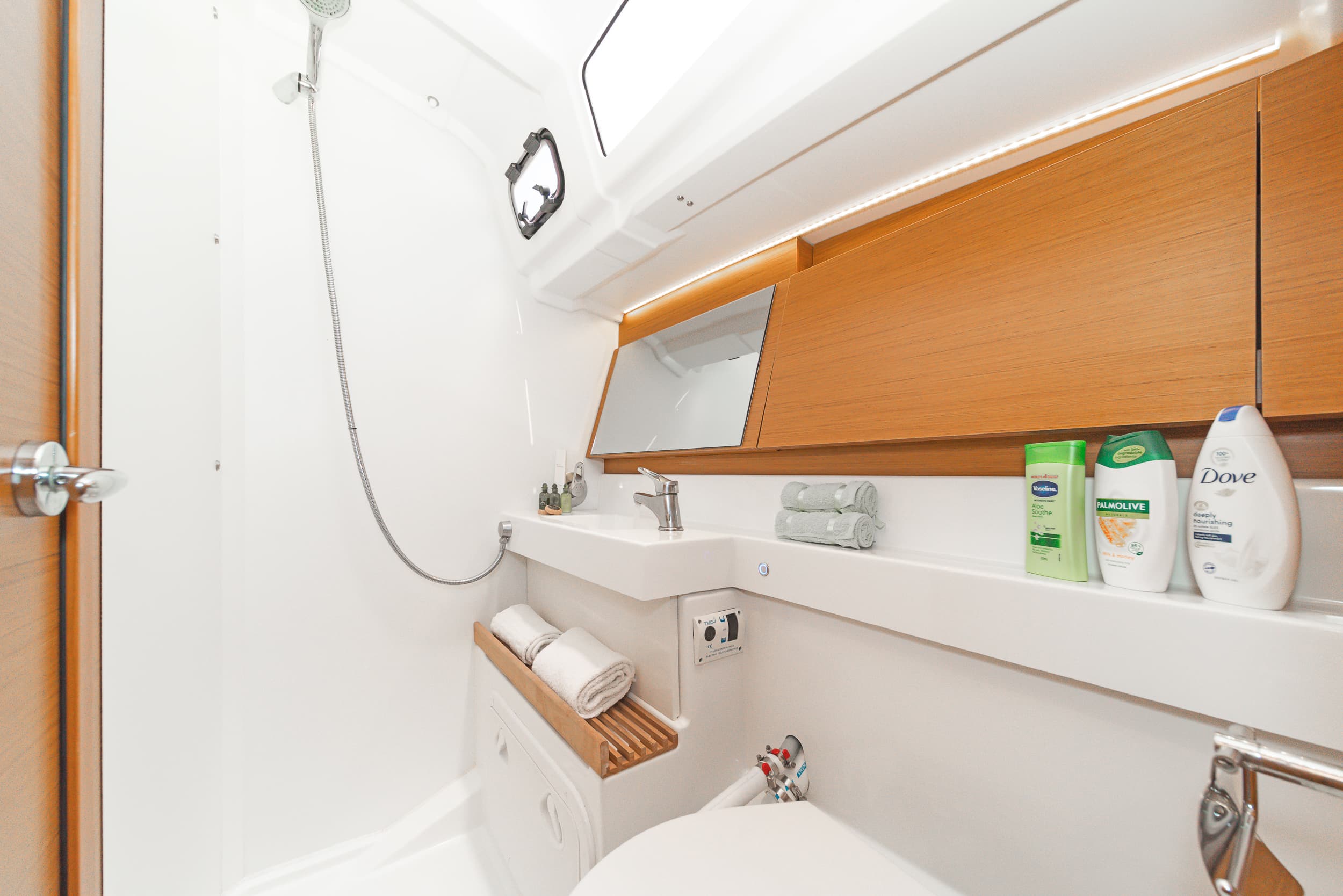 Sun Odyssey 490 - photo 8