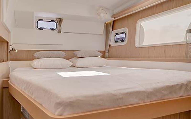 Lagoon 400 - photo 9