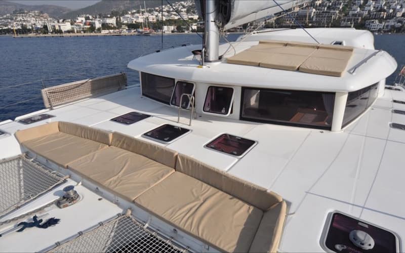 Lagoon 421 - photo 7