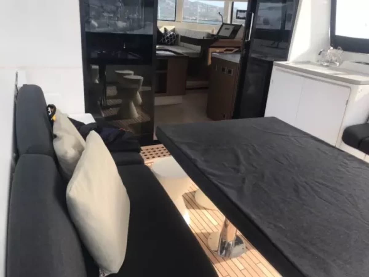 Lagoon 50 - photo 11