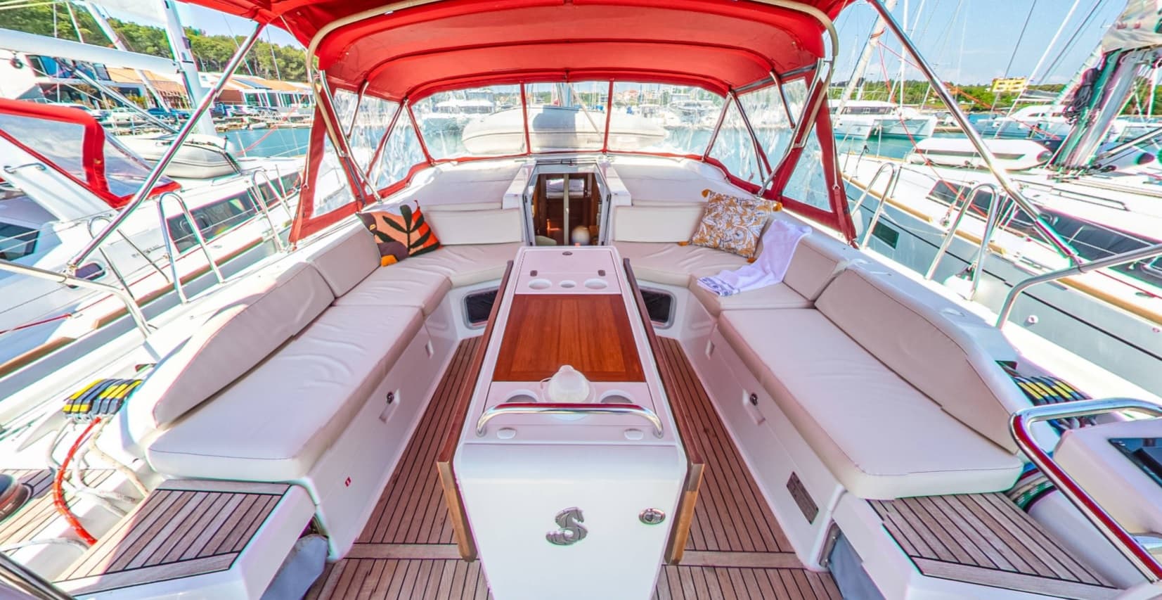 Oceanis 51.1 - photo 21