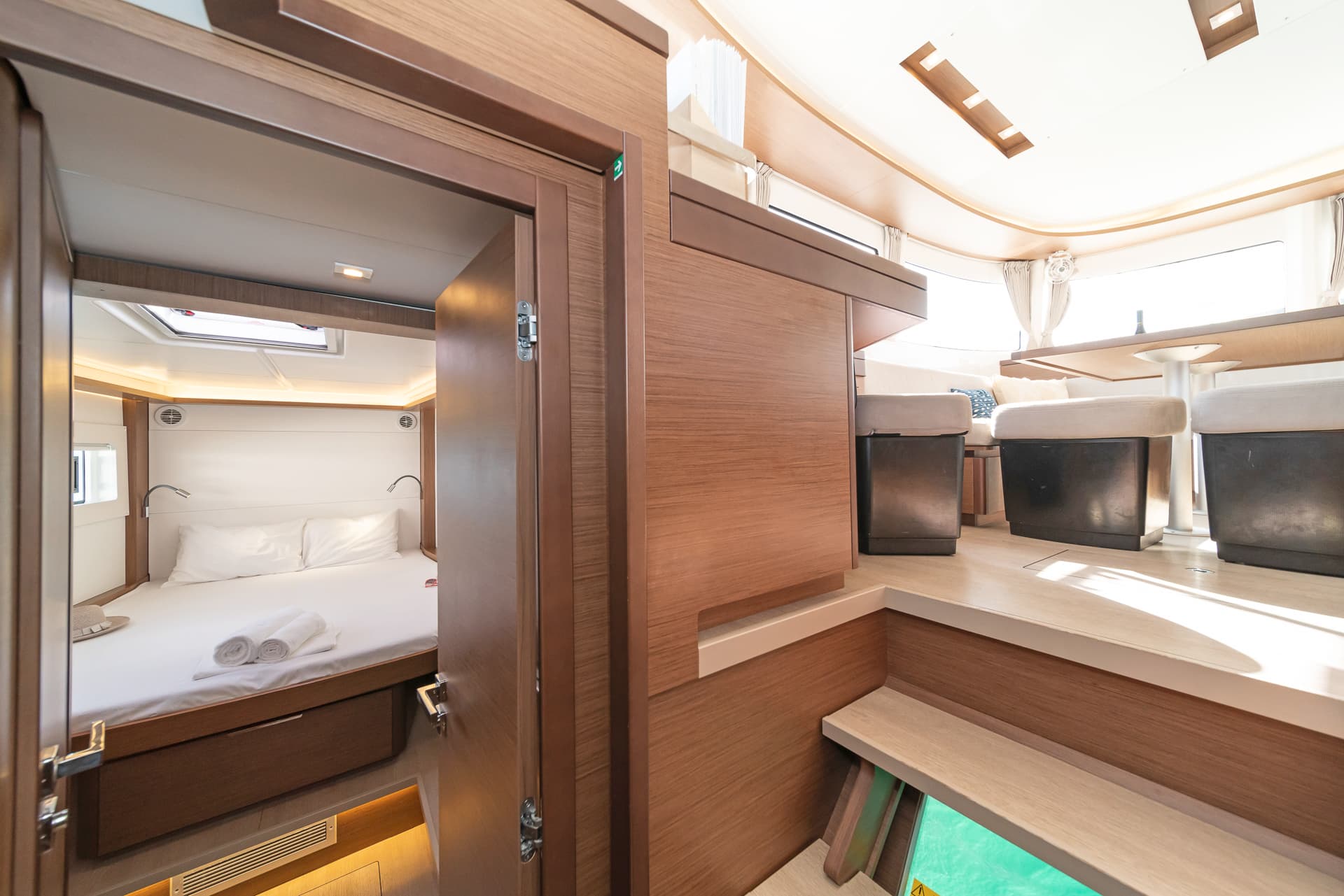 Lagoon 46  - photo 11