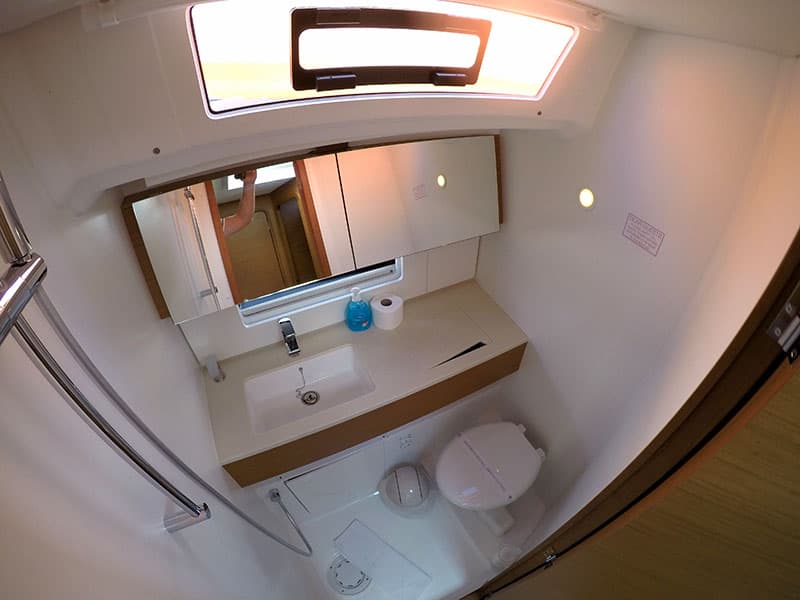 Dufour 44 - photo 23