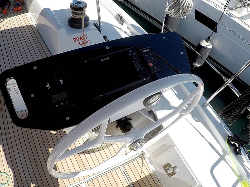 Dufour 470 - photo 12