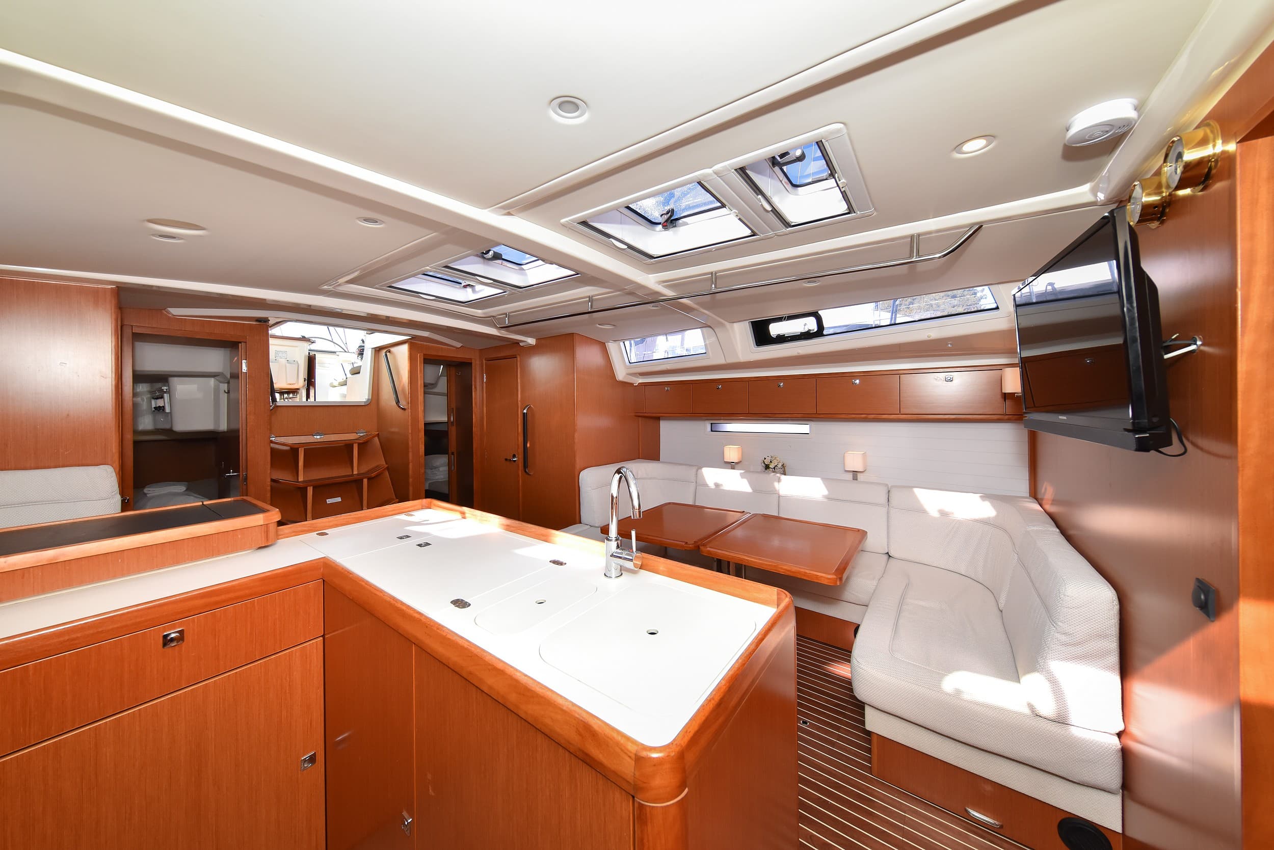Bavaria Cruiser 56 - photo 91