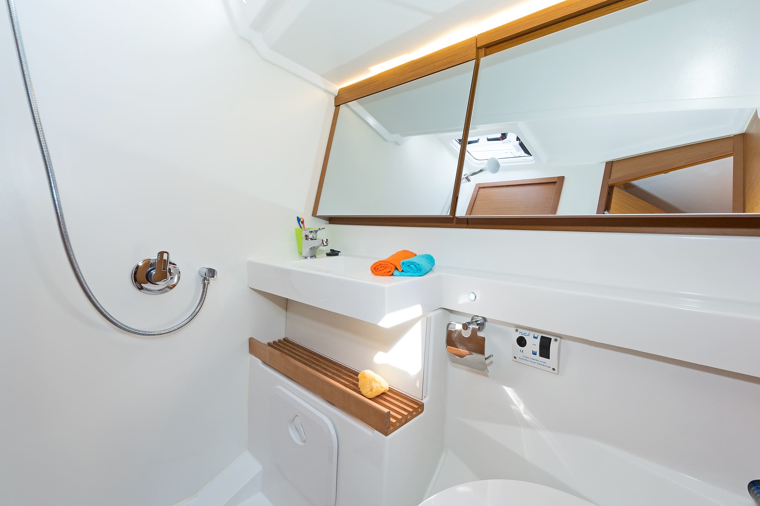 Sun Odyssey 440 - photo 6