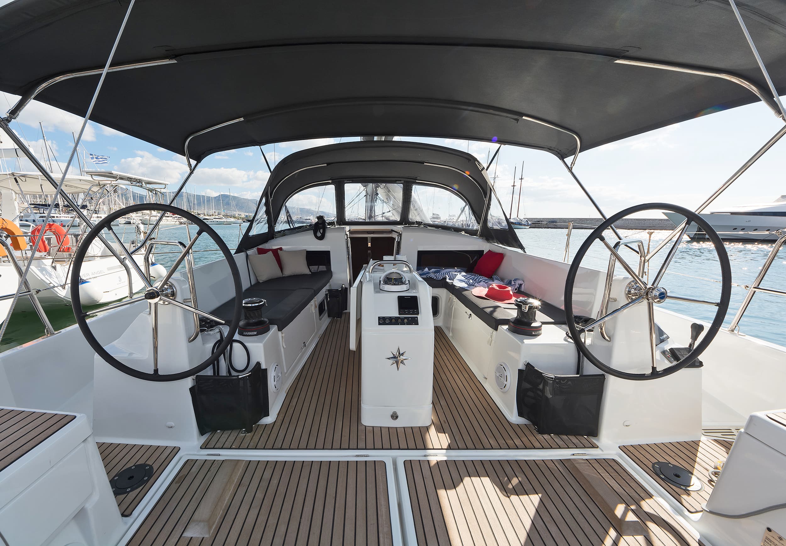 Sun Odyssey 440 - photo 4