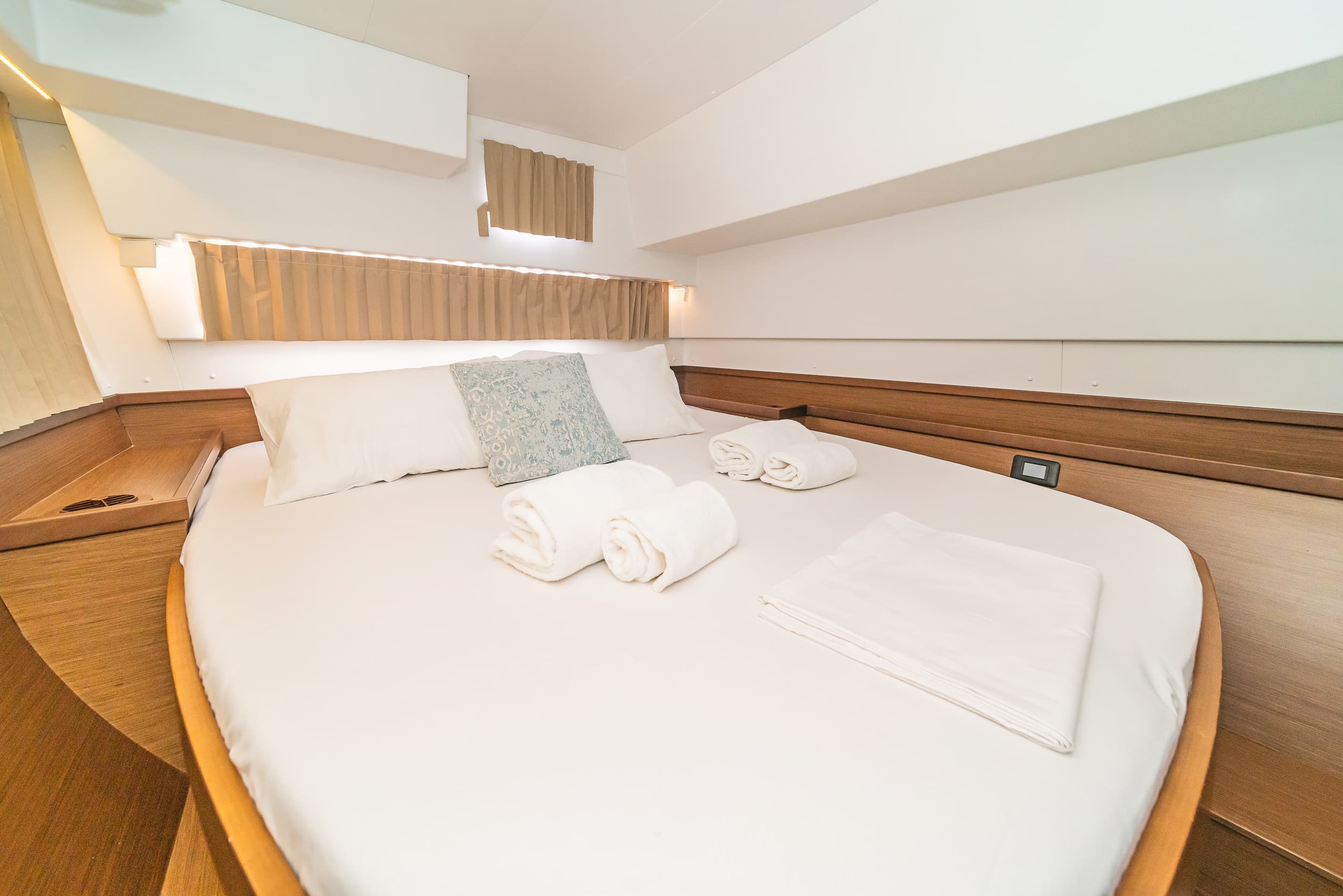 Lagoon 42 - photo 16