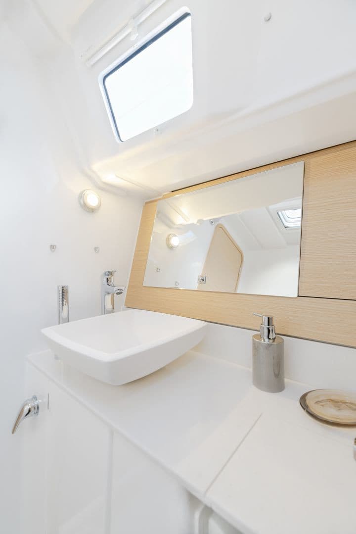 Dufour 360 Grand Large - photo 8