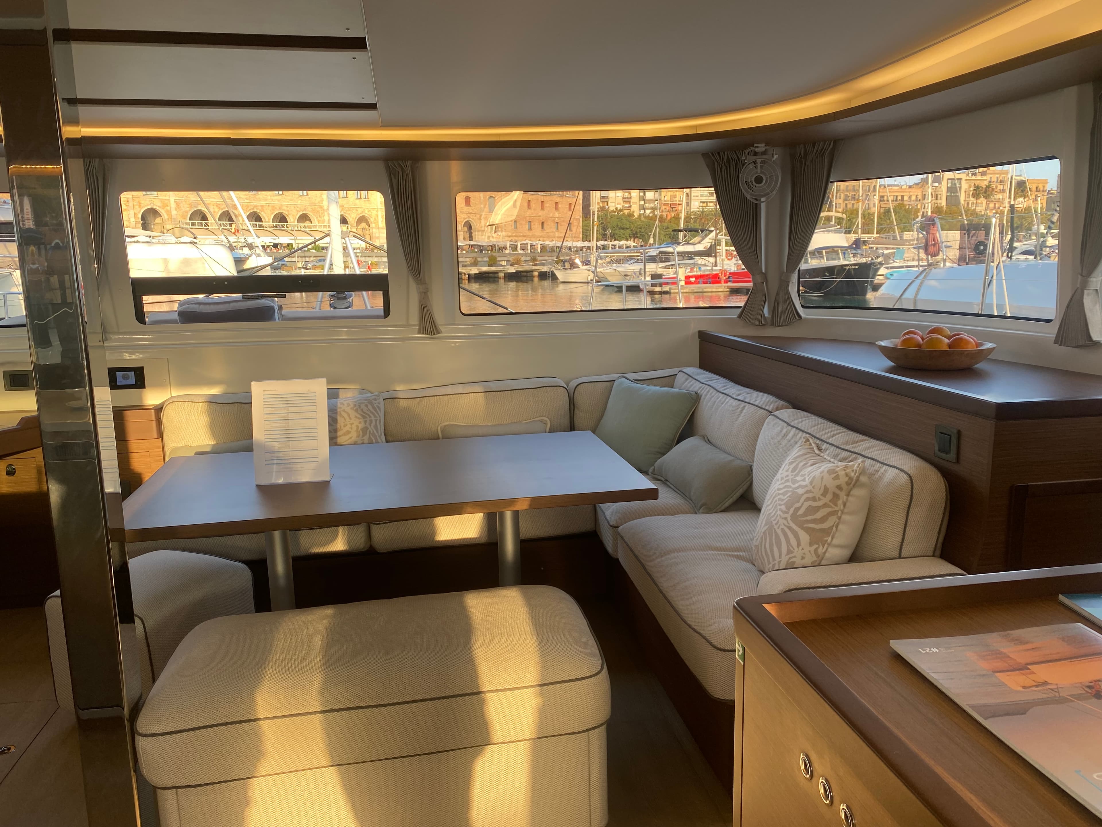 Lagoon 46  - photo 17