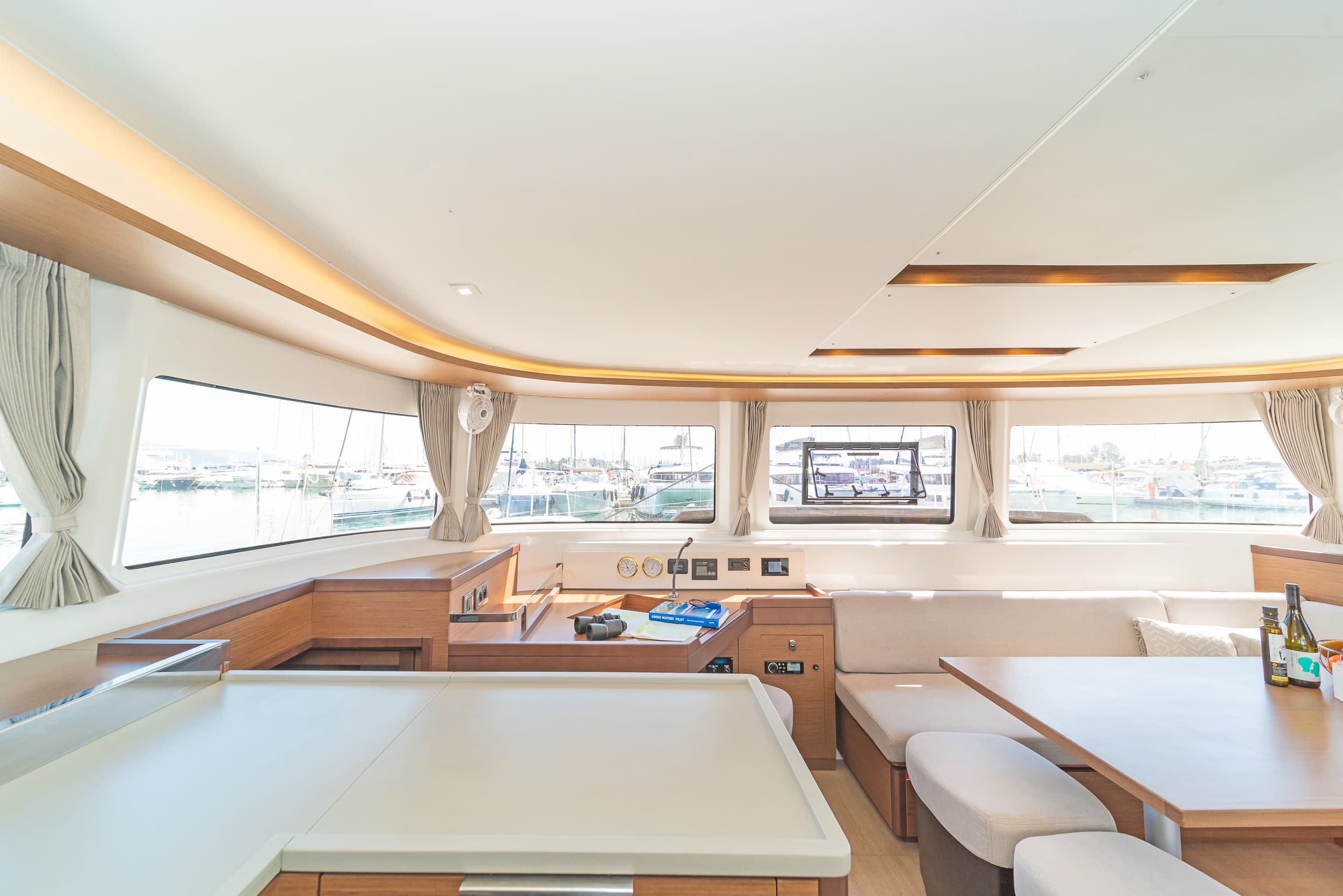 Lagoon 46  - photo 9