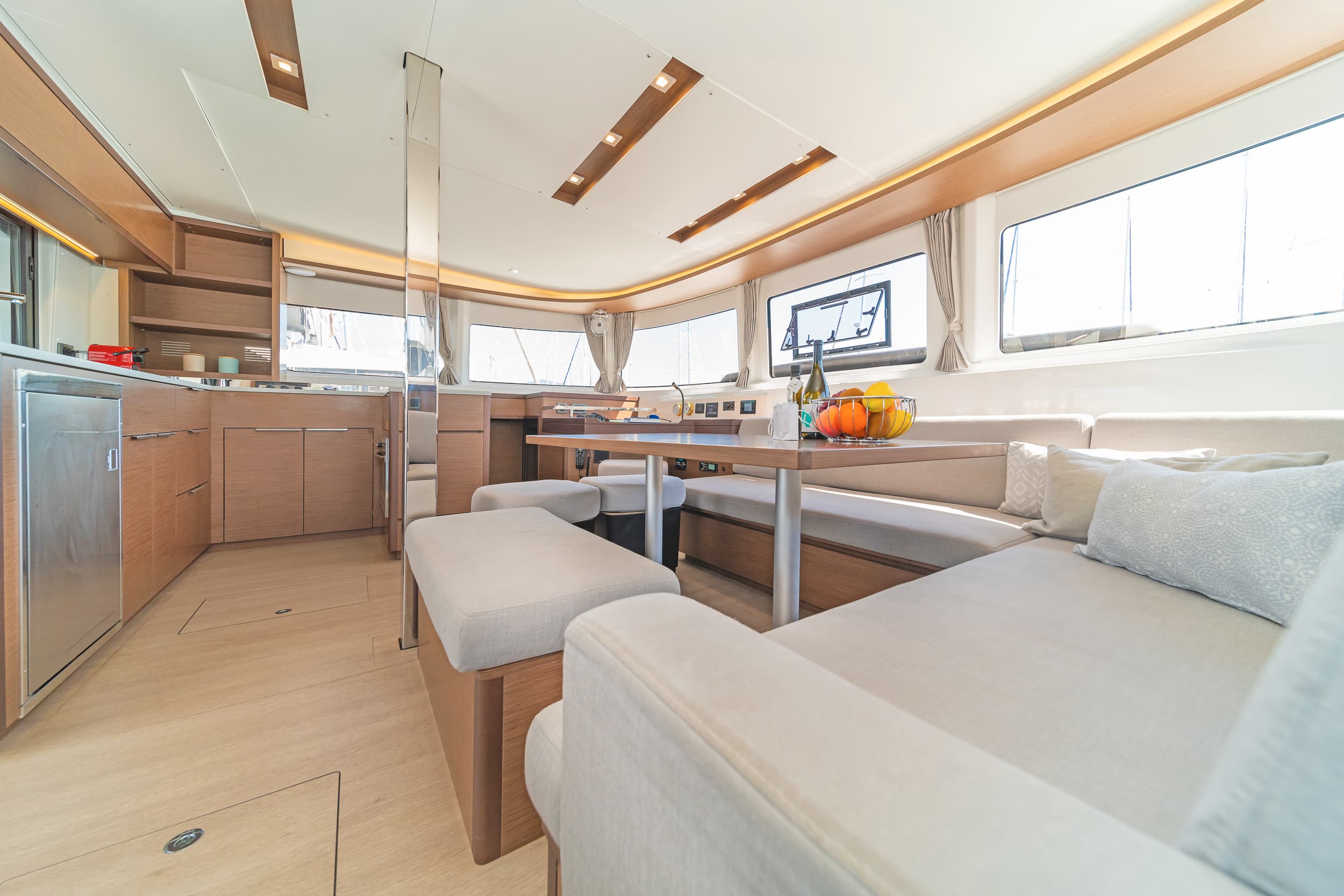 Lagoon 46  - photo 21