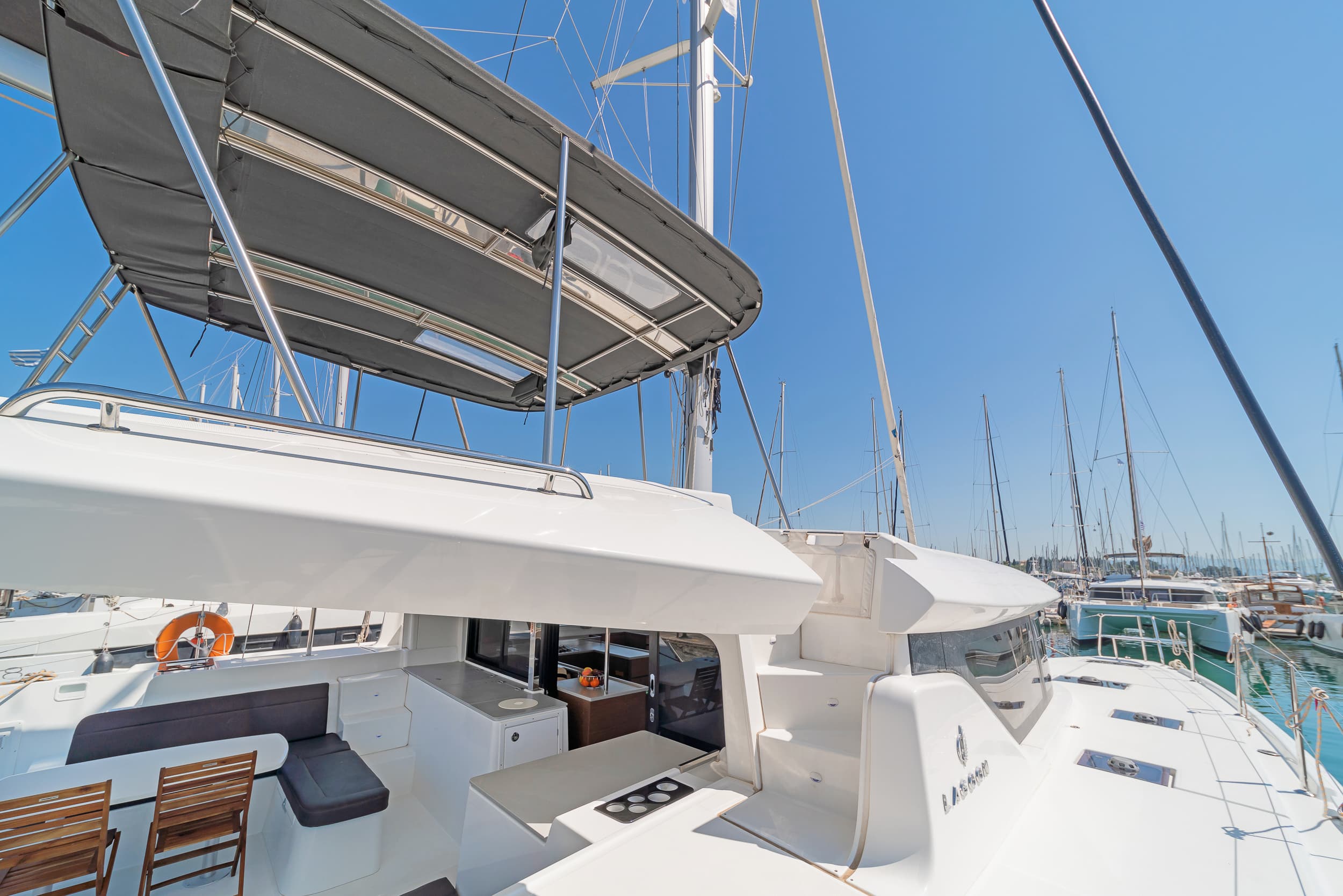 Lagoon 46  - photo 23