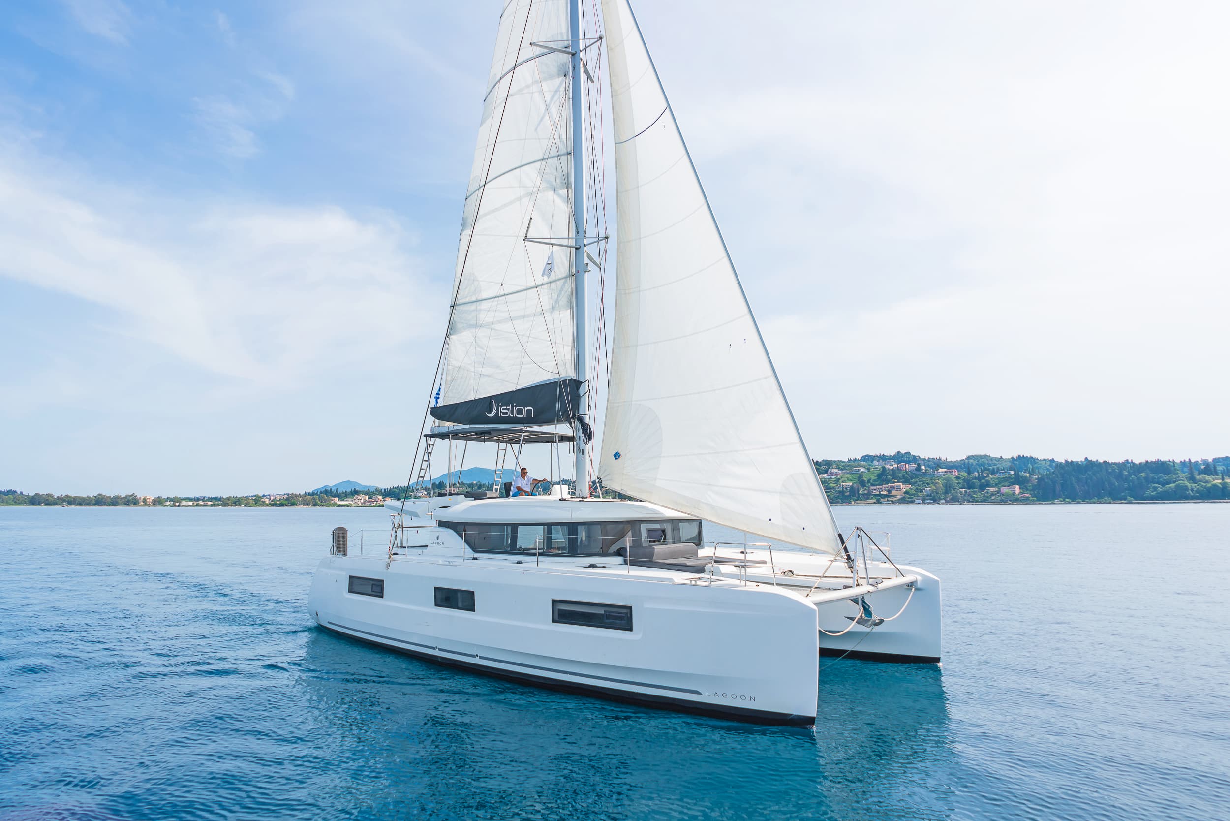 Lagoon 46  - photo 20