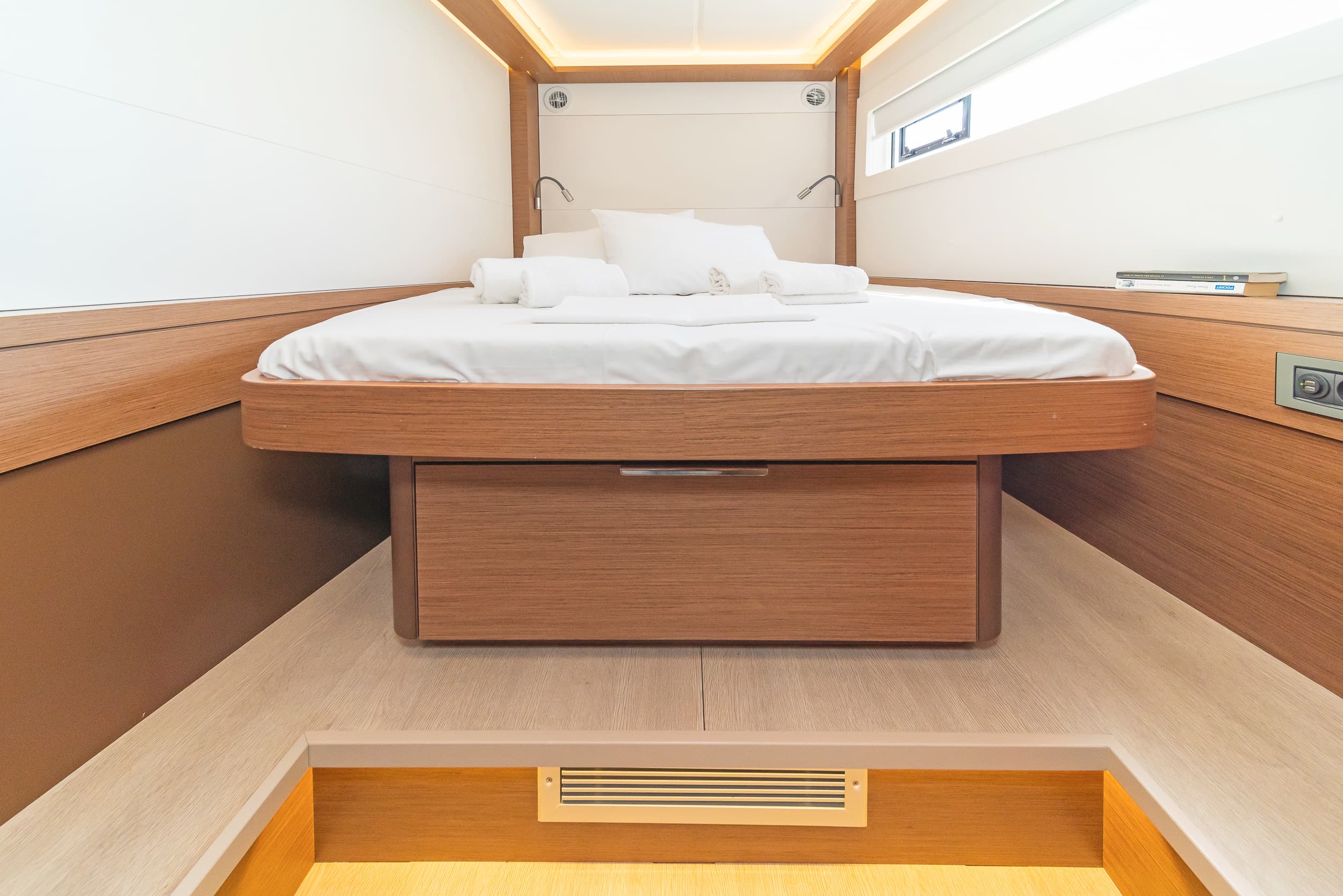 Lagoon 46  - photo 19