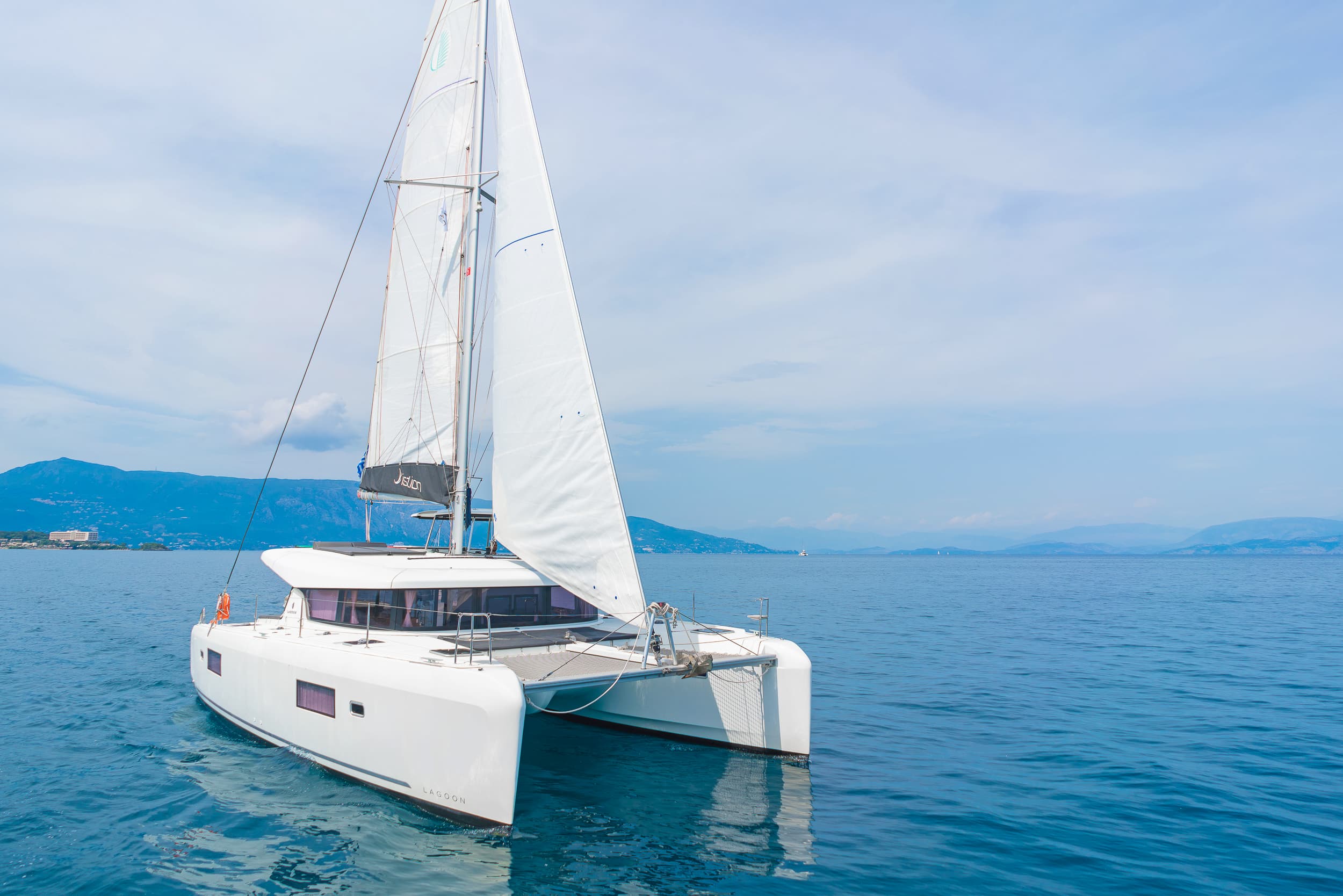 Lagoon 42 - photo 12