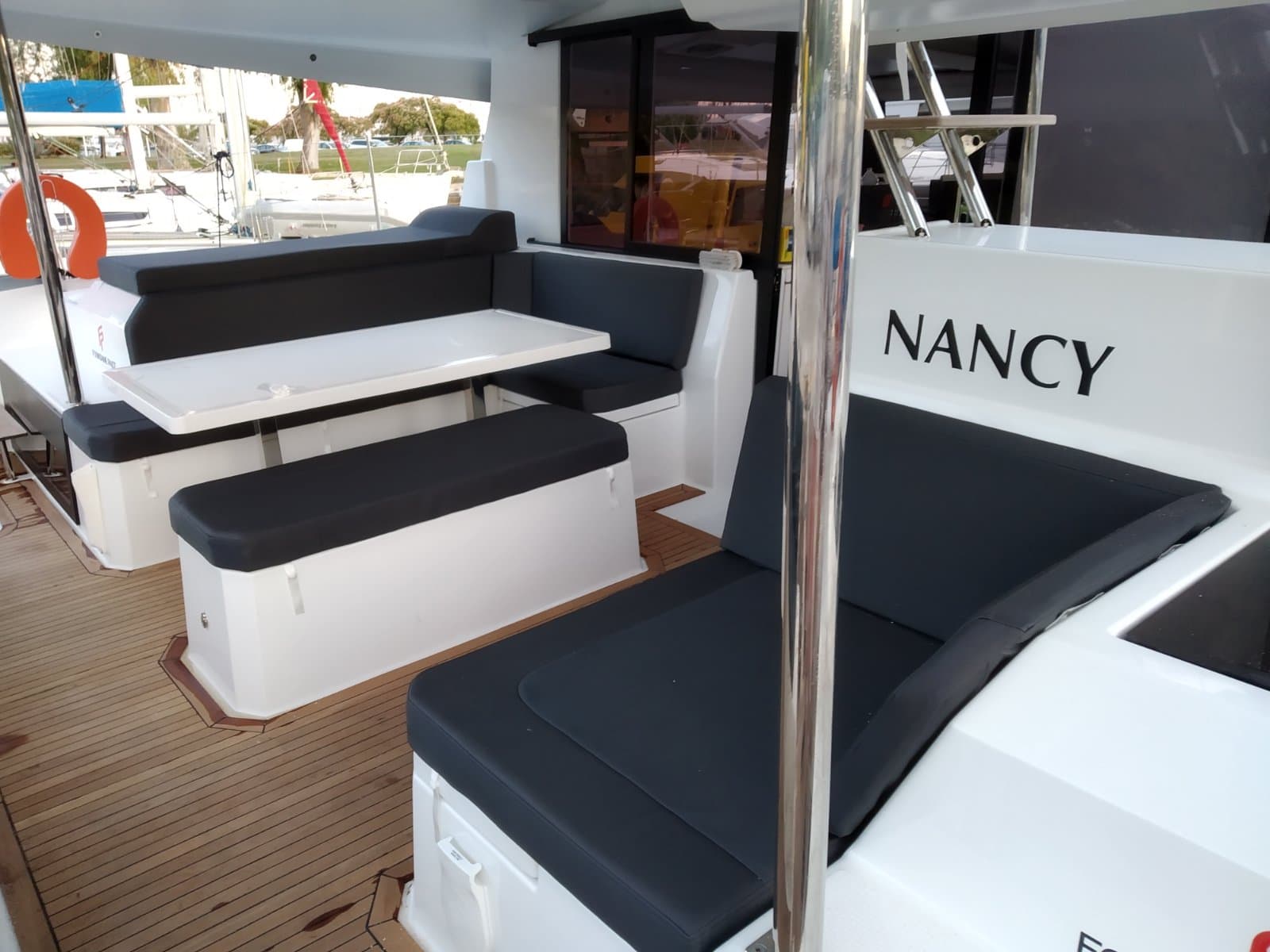 Astréa 42 - photo 11