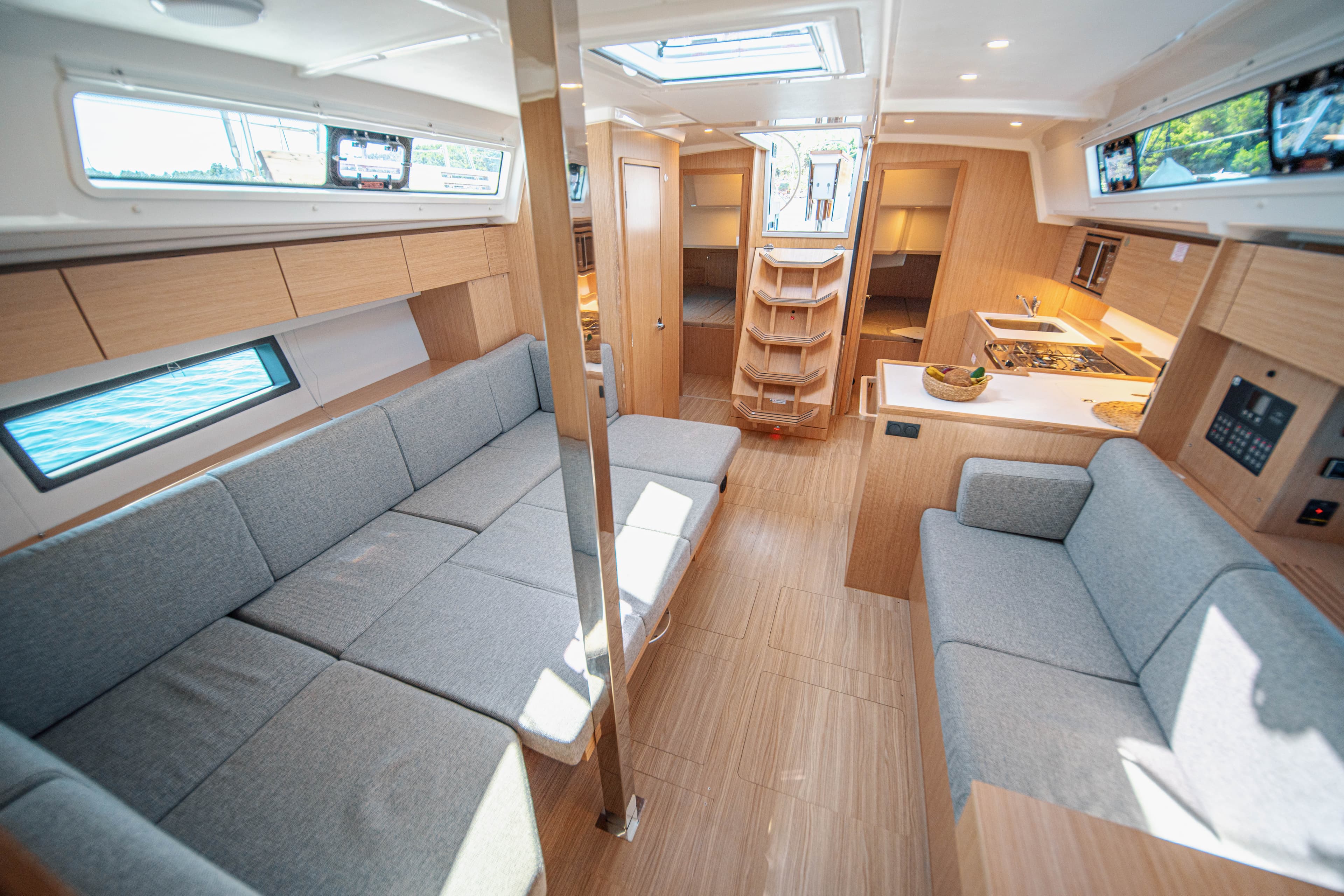 Bavaria C42 - photo 23