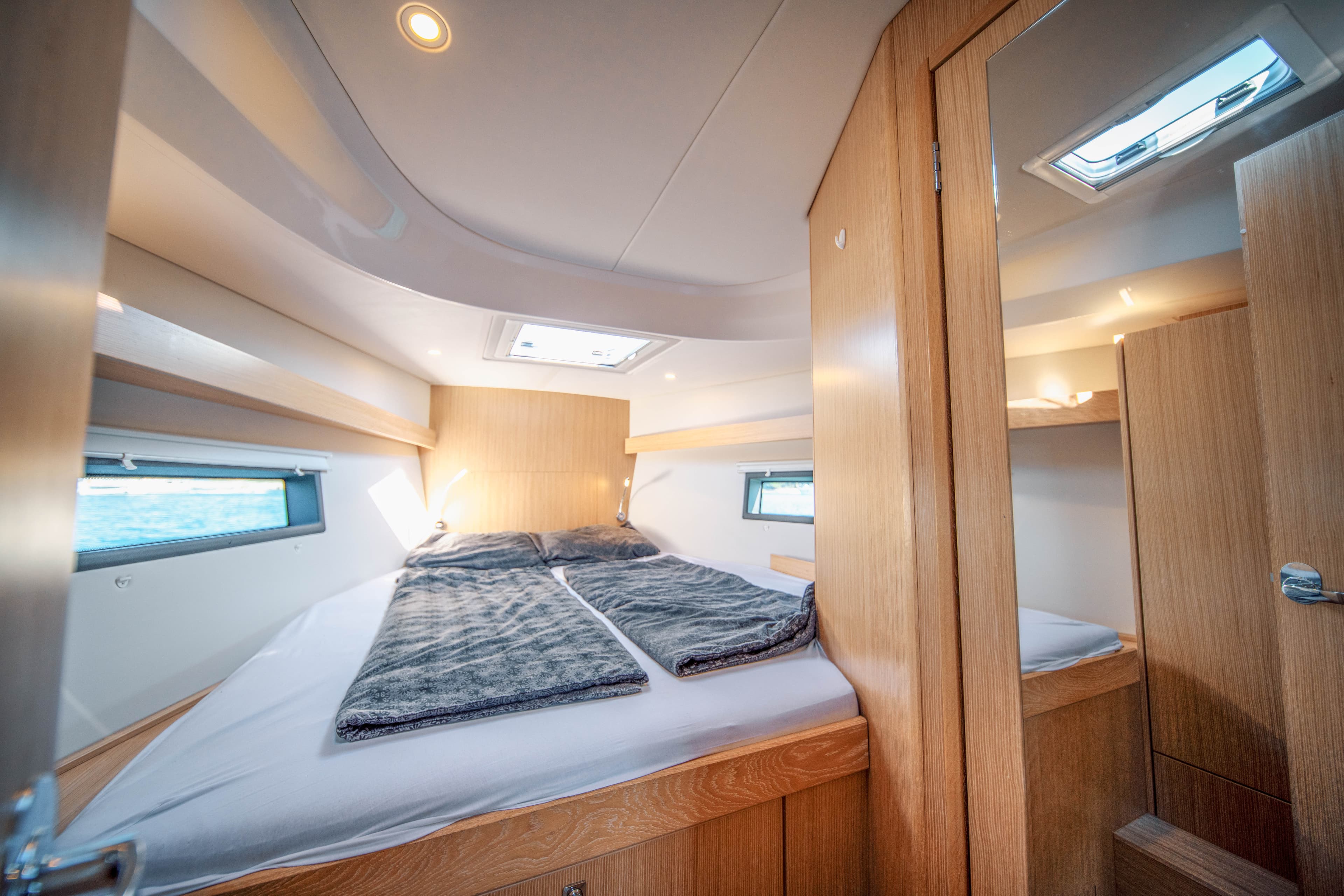 Bavaria C42 - photo 25