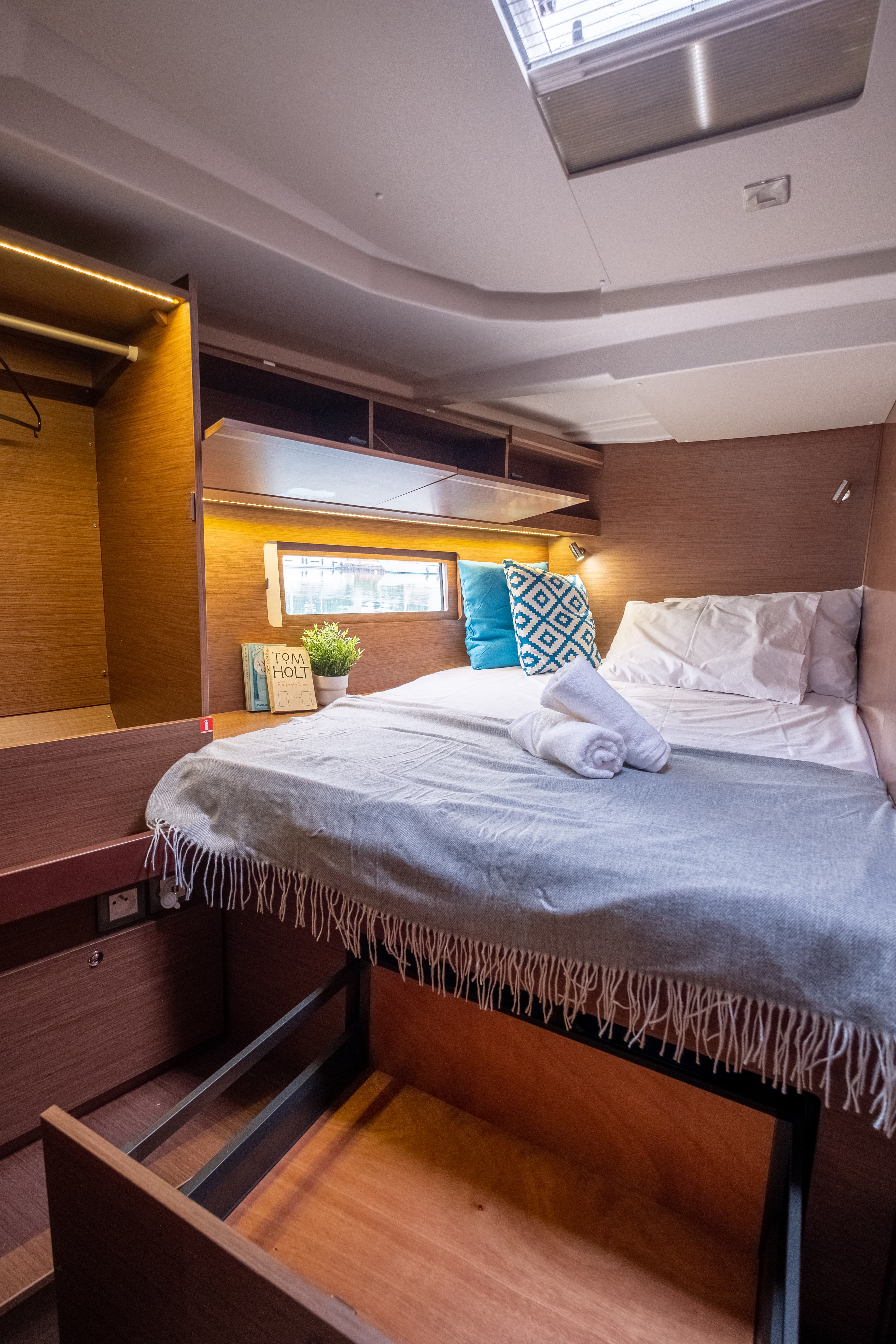 Oceanis 51.1 - photo 24