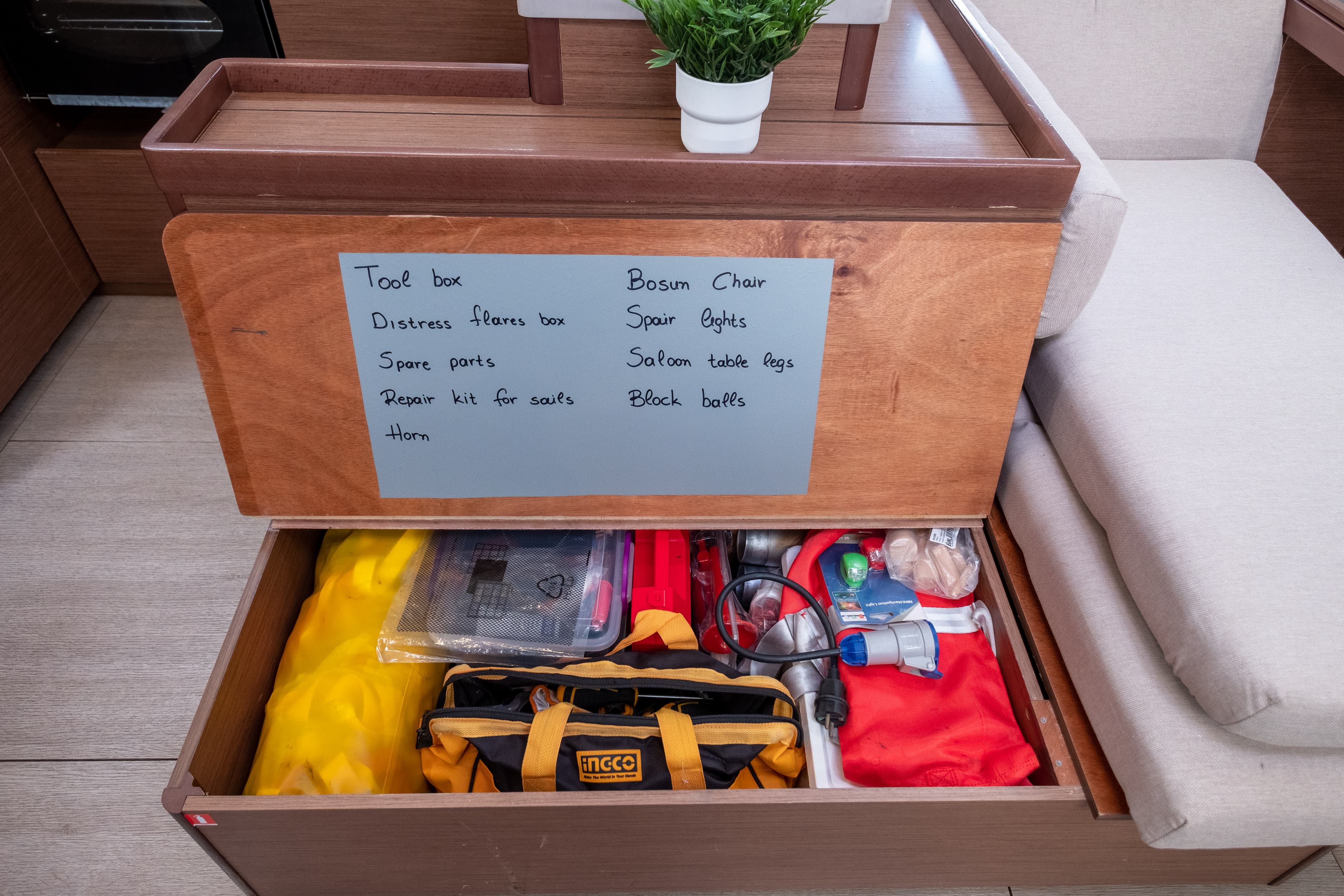 Oceanis 51.1 - photo 114