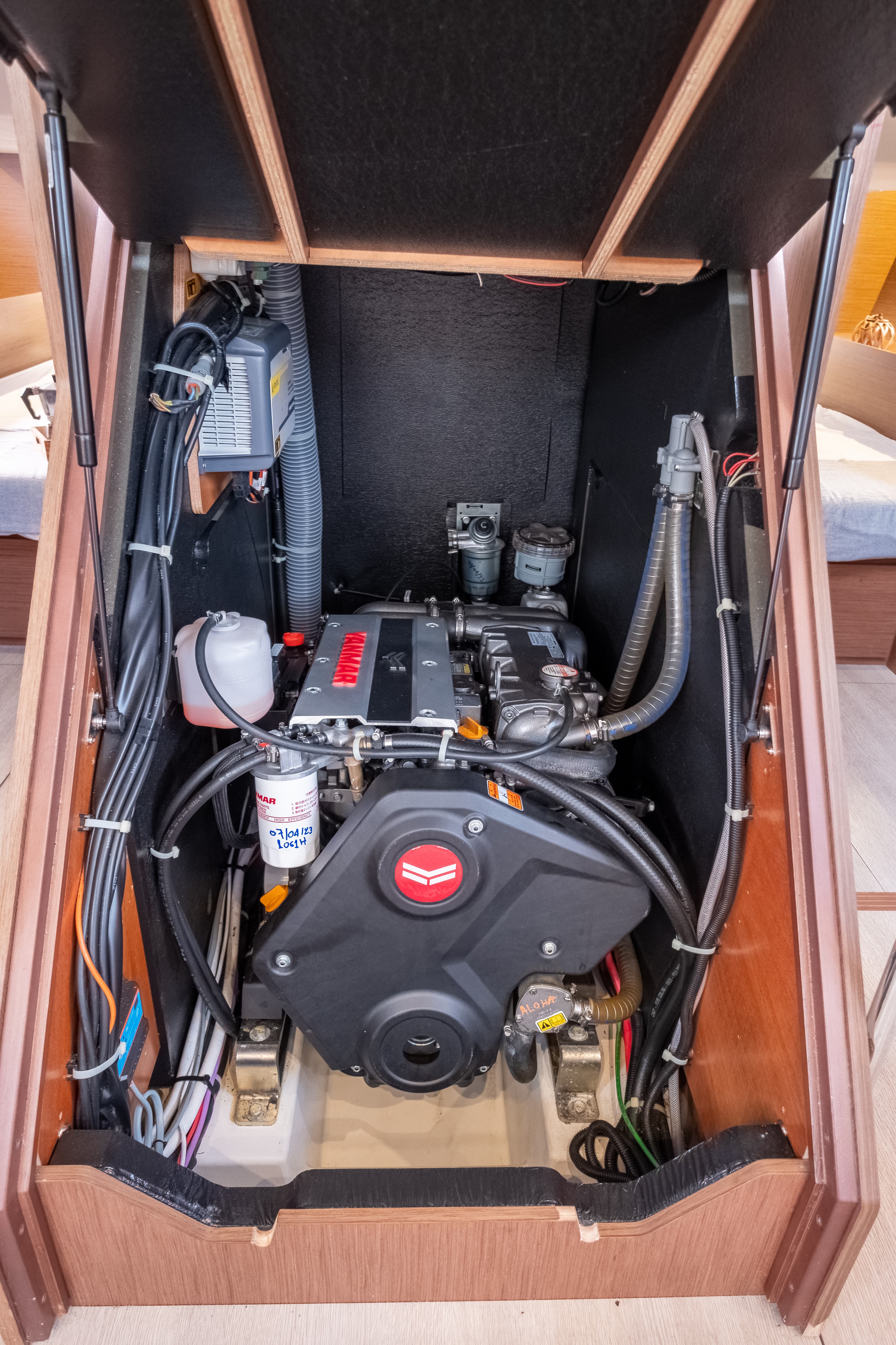 Oceanis 51.1 - photo 5