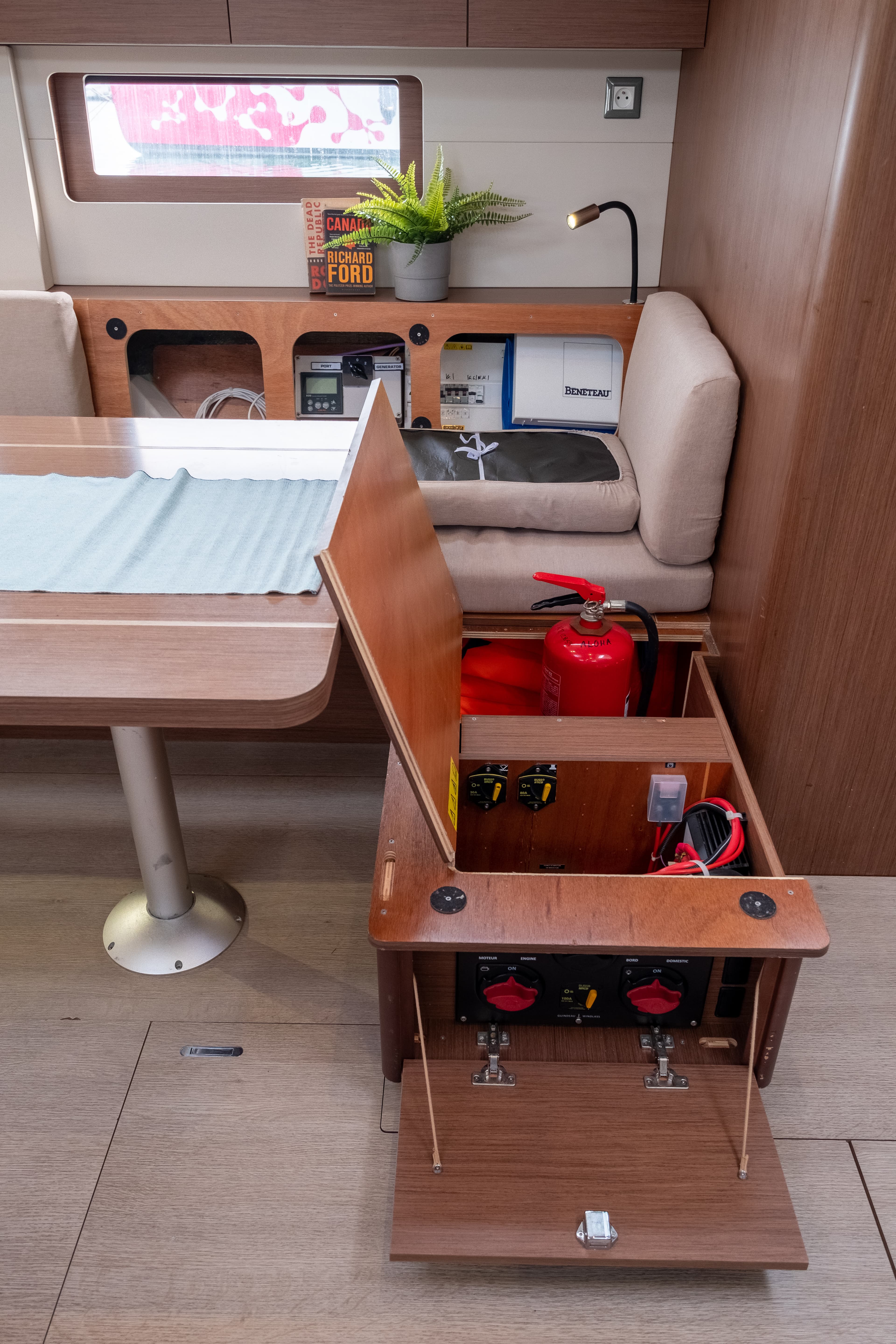 Oceanis 51.1 - photo 53