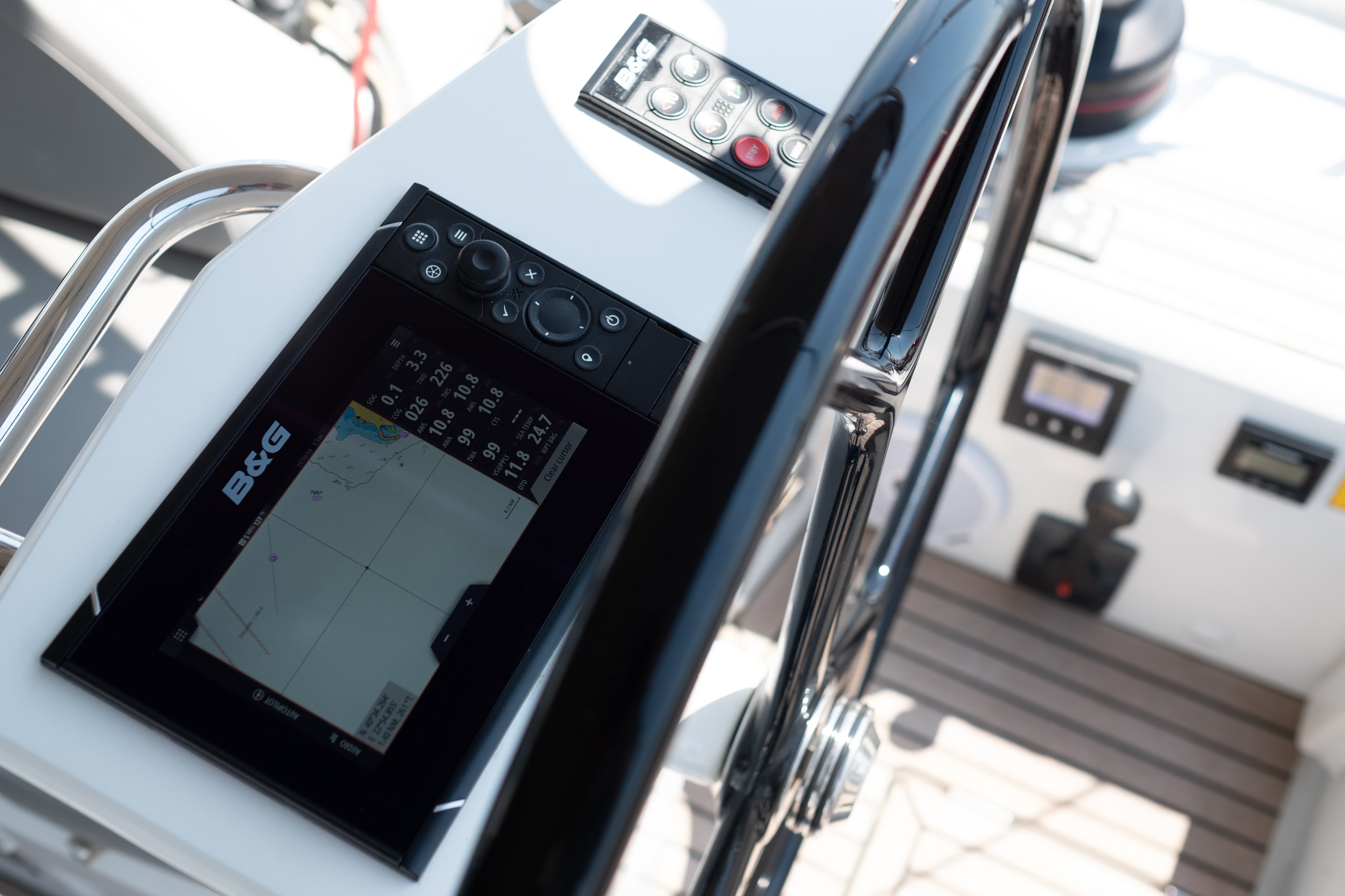 Oceanis 51.1 - photo 20