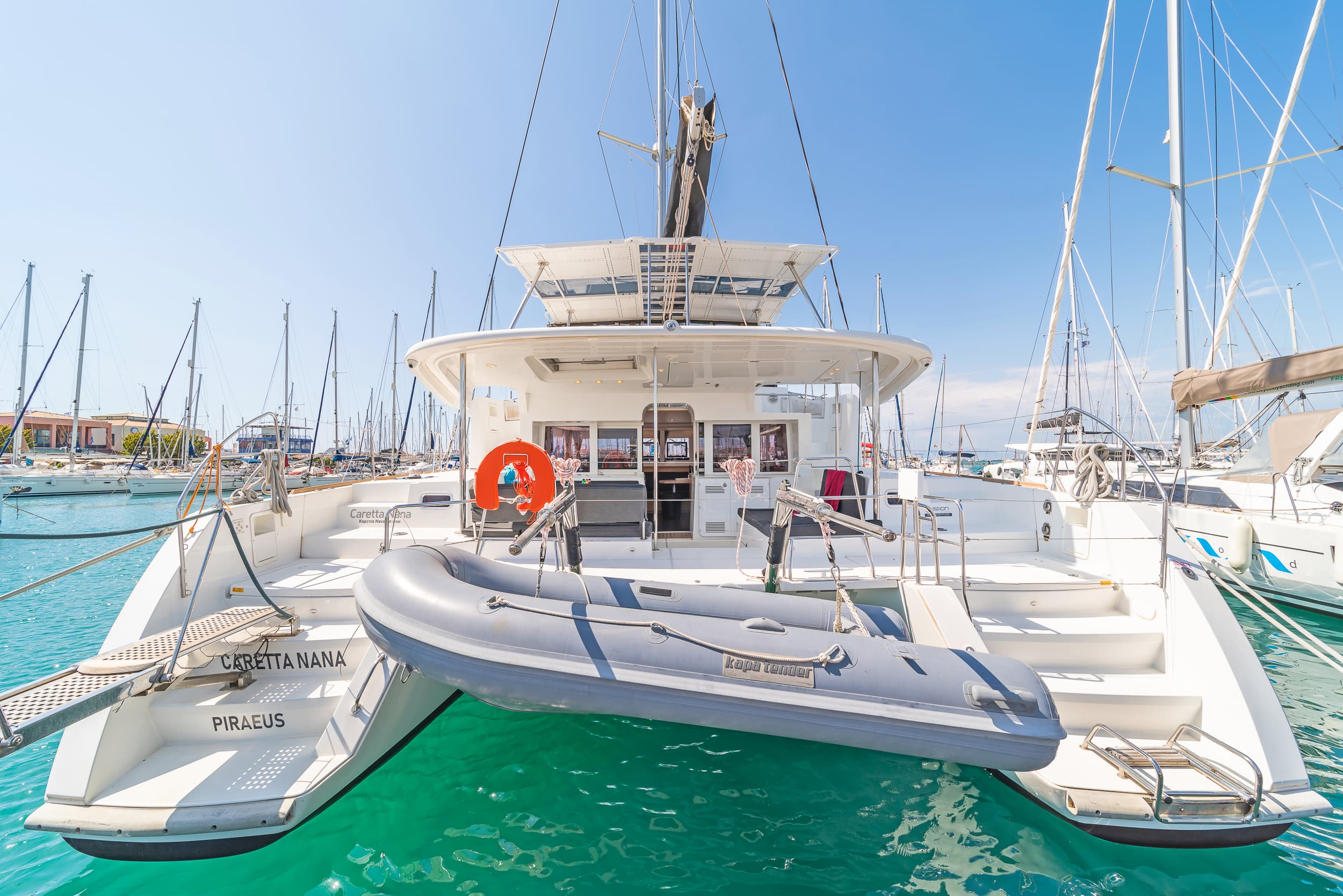 Lagoon 450 Fly - photo 17