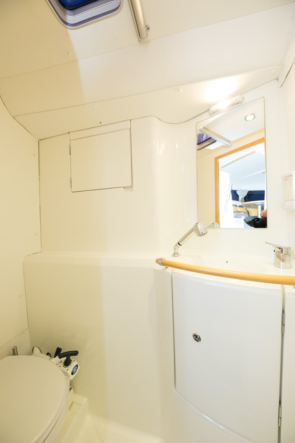 Lagoon 380 - photo 19