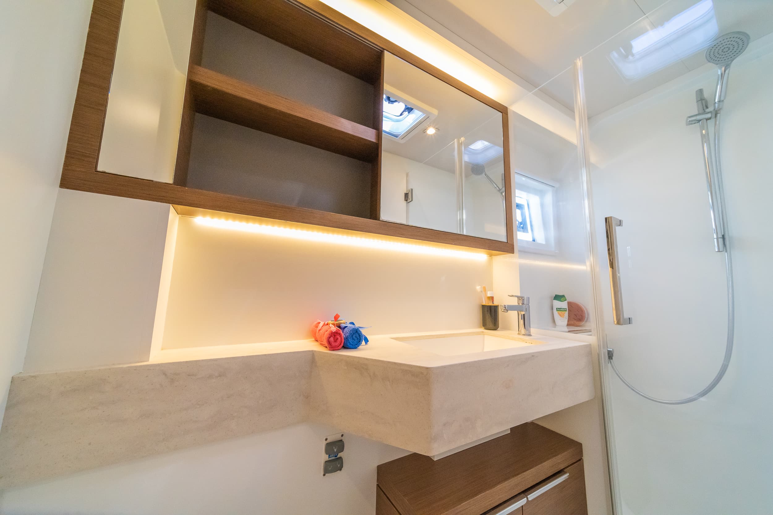 Lagoon 50 - photo 15