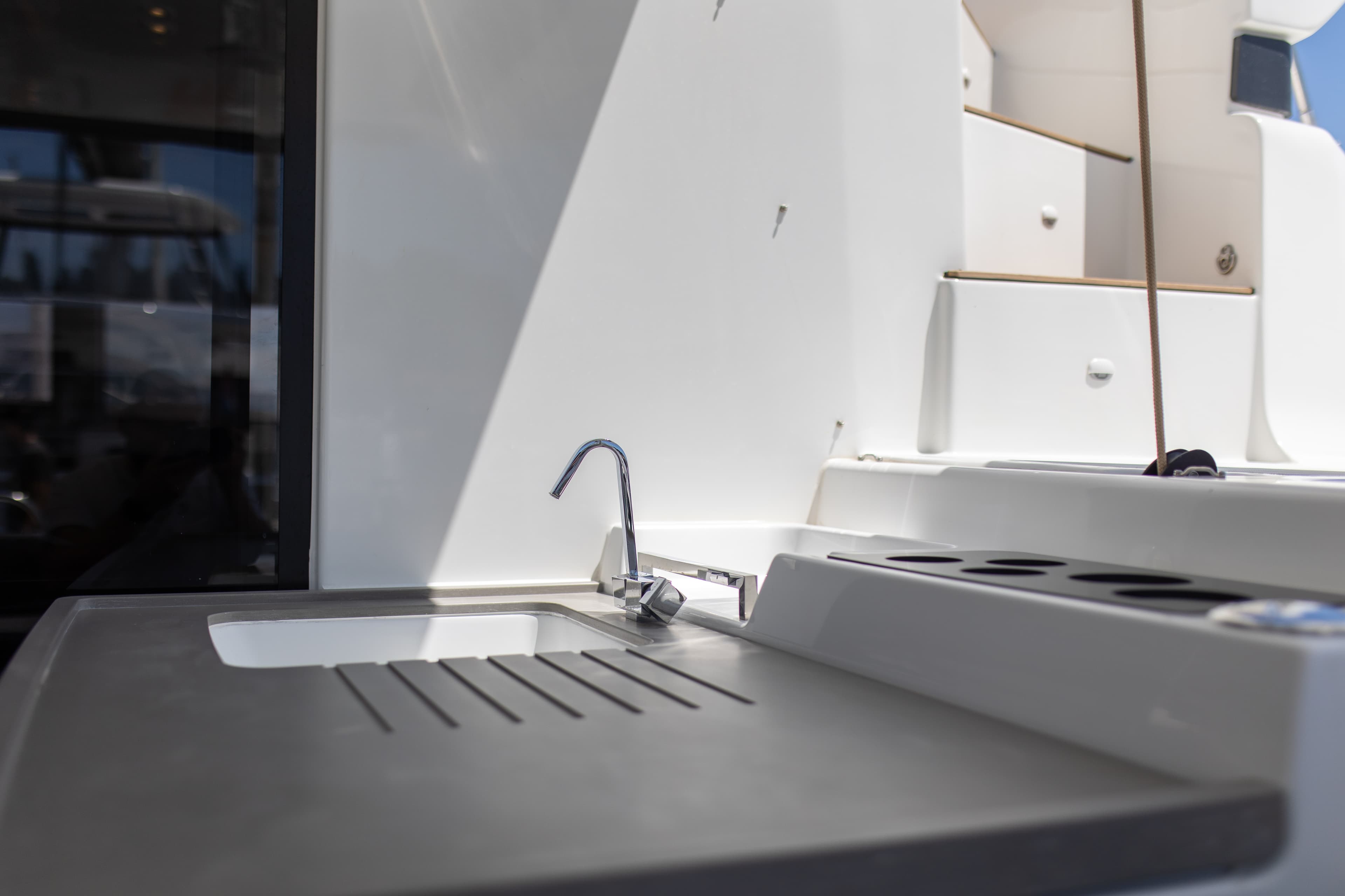 Lagoon 51 - photo 26