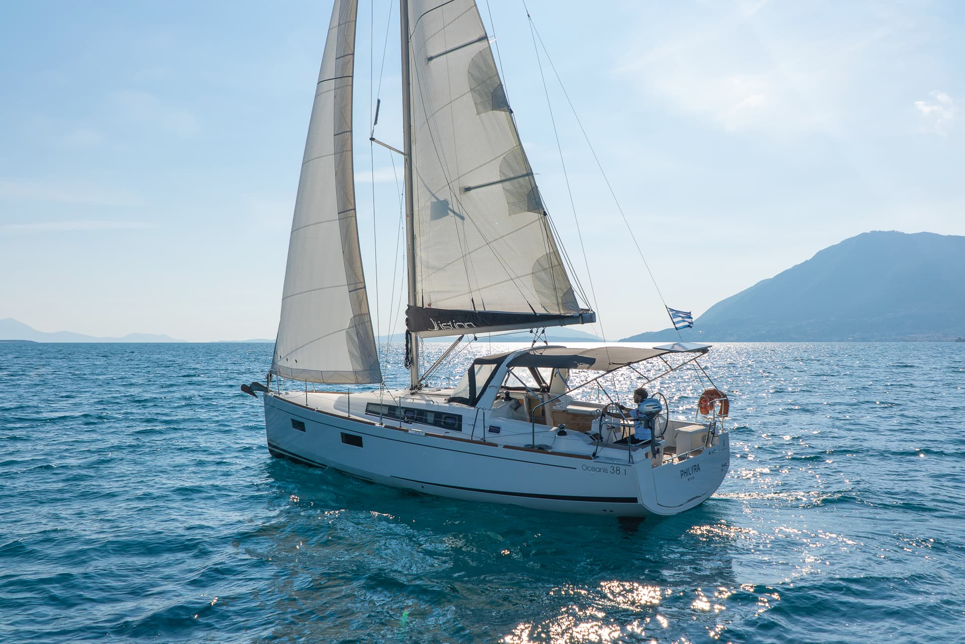 Oceanis 38.1 - photo 4