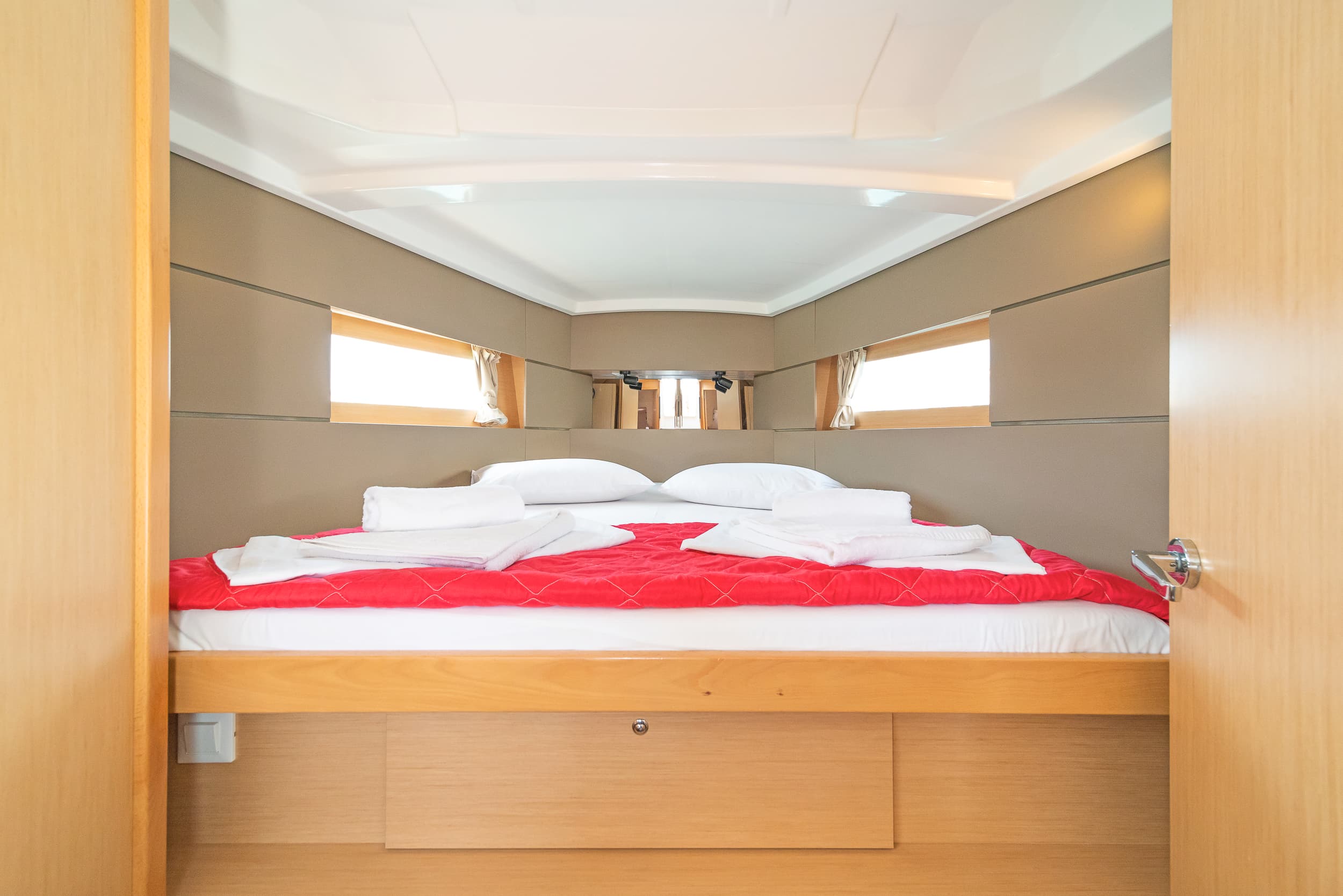 Oceanis 38.1 - photo 6