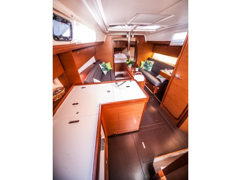 Dufour 350 Grand Large - photo 17