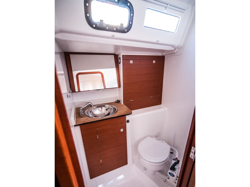 Dufour 350 Grand Large - photo 5