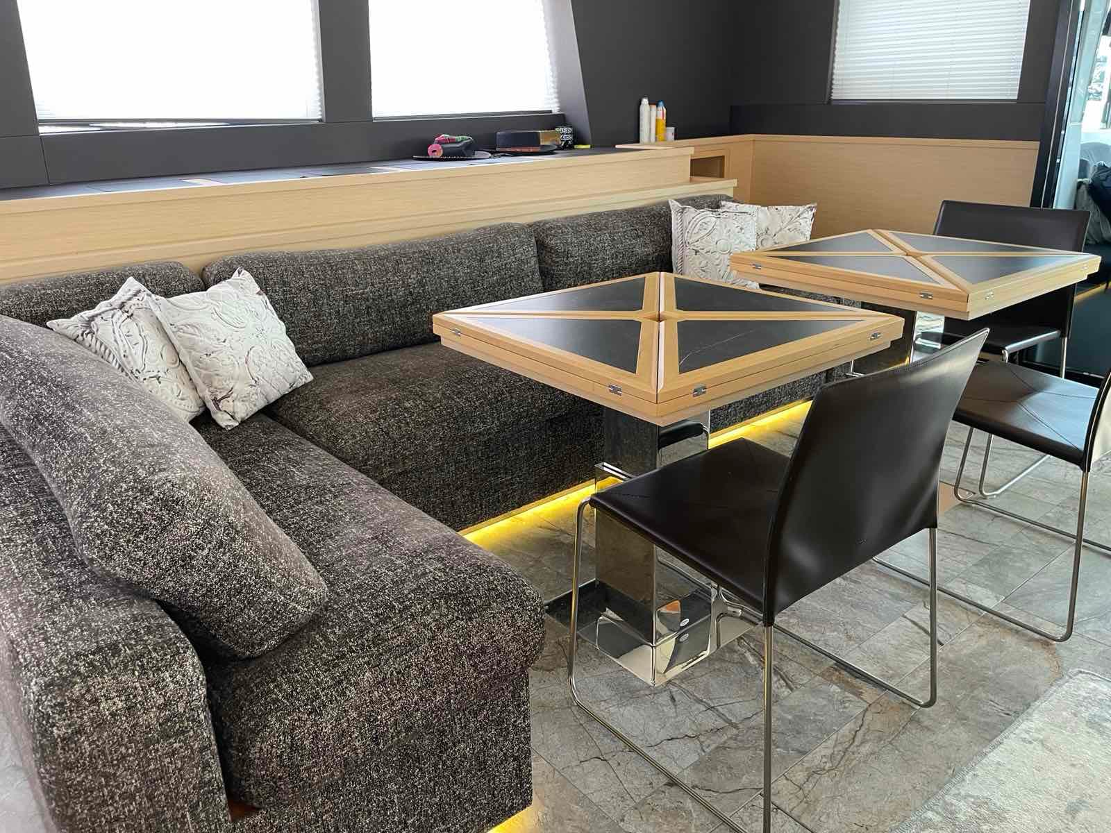 Lagoon Power 630 - photo 26