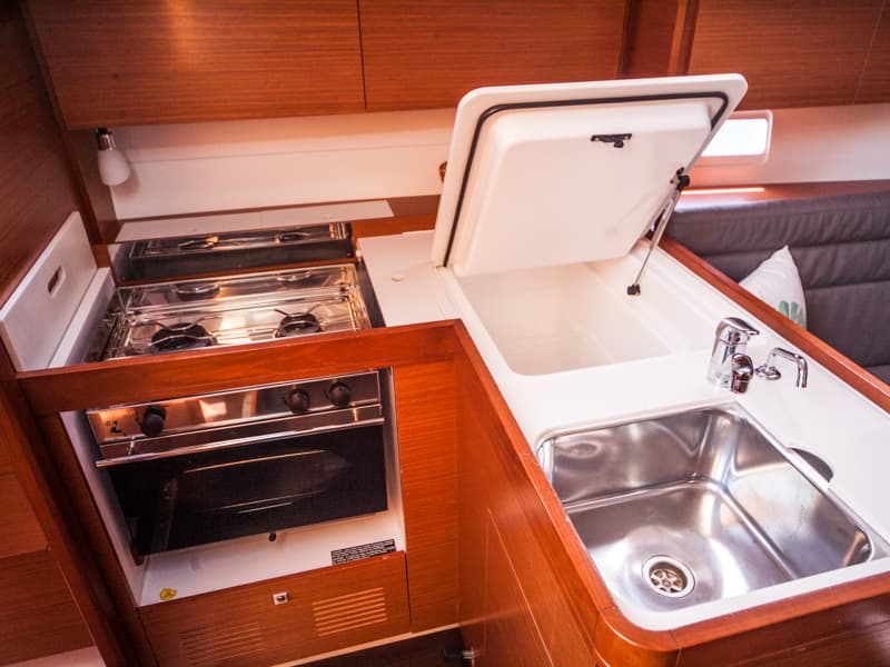 Dufour 350 Grand Large - photo 12