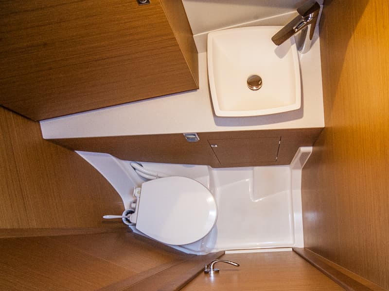 Dufour 460 Grand Large - photo 14