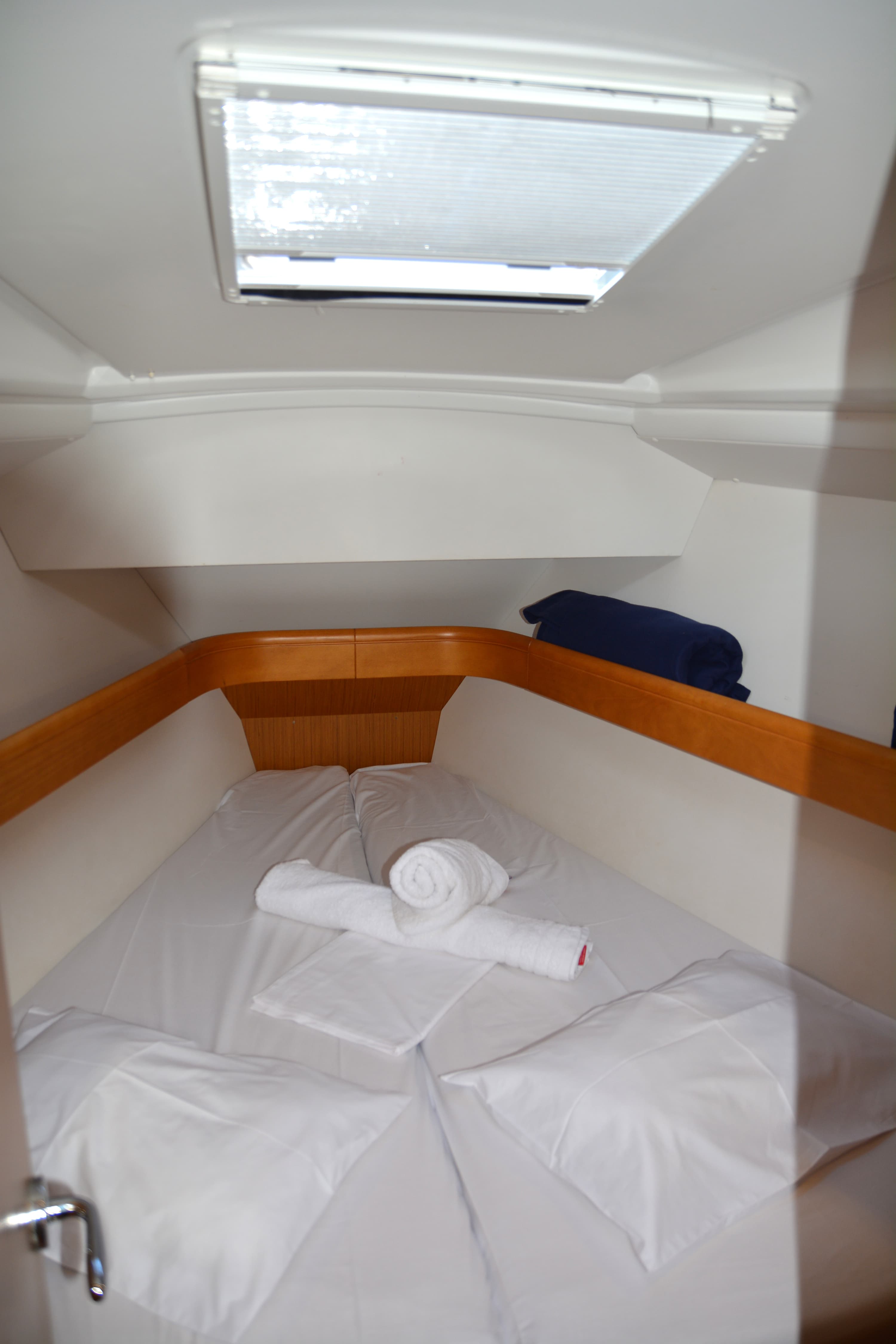 Sun Odyssey 36i - photo 15