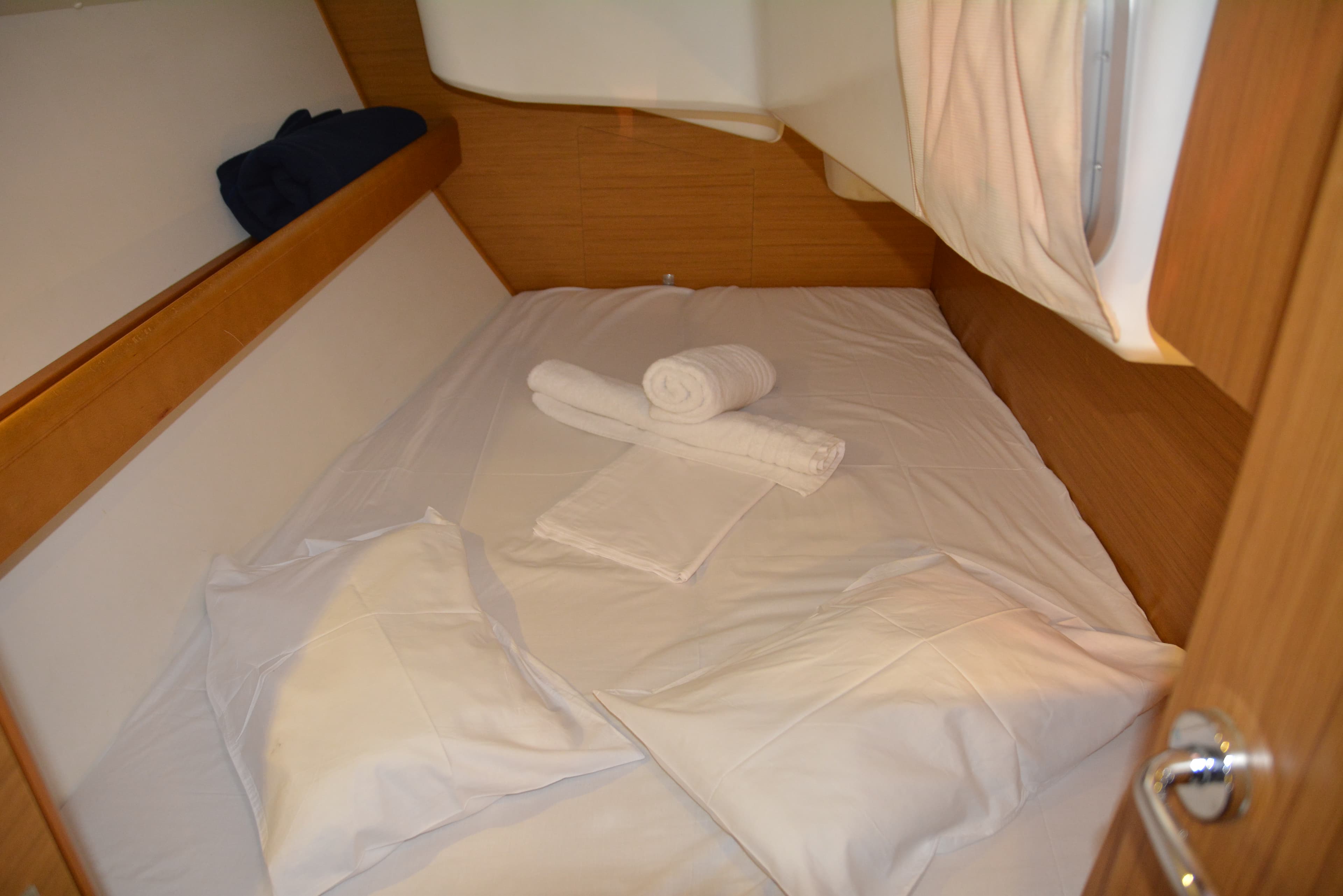 Sun Odyssey 36i - photo 8