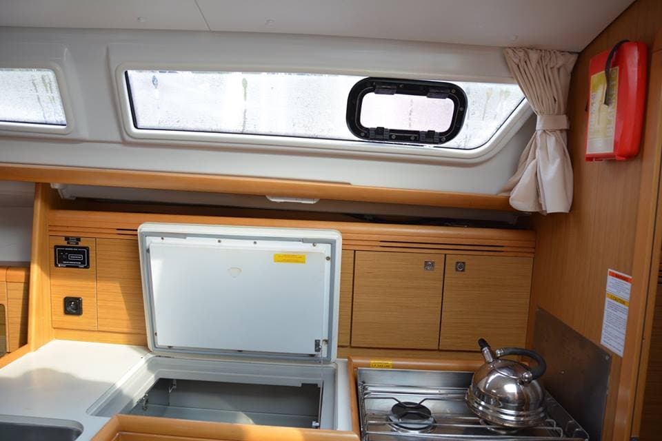 Sun Odyssey 36i - photo 40