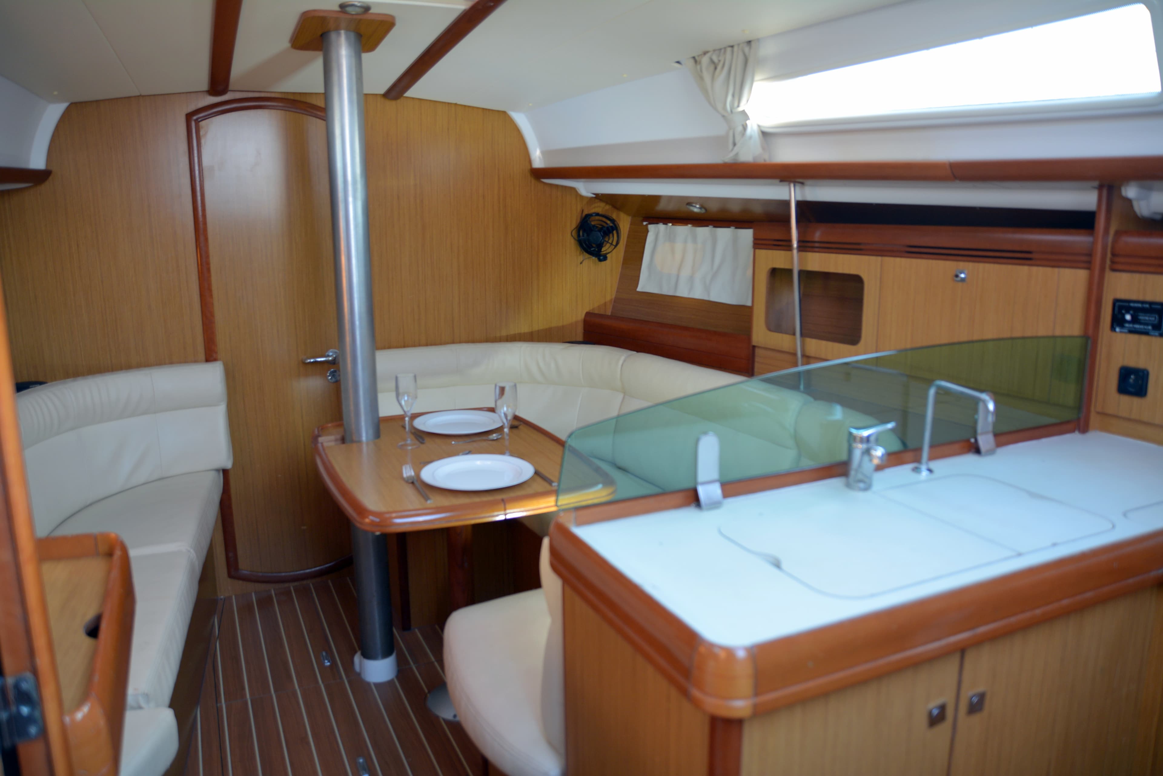 Sun Odyssey 36i - photo 26